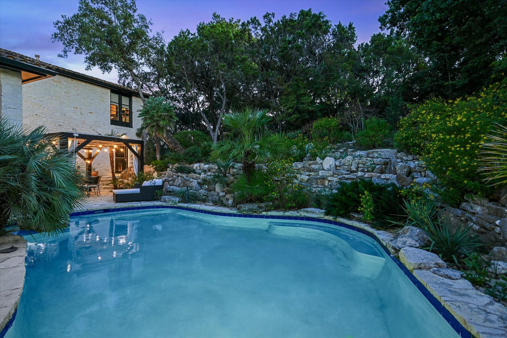 698 Windsong Trail