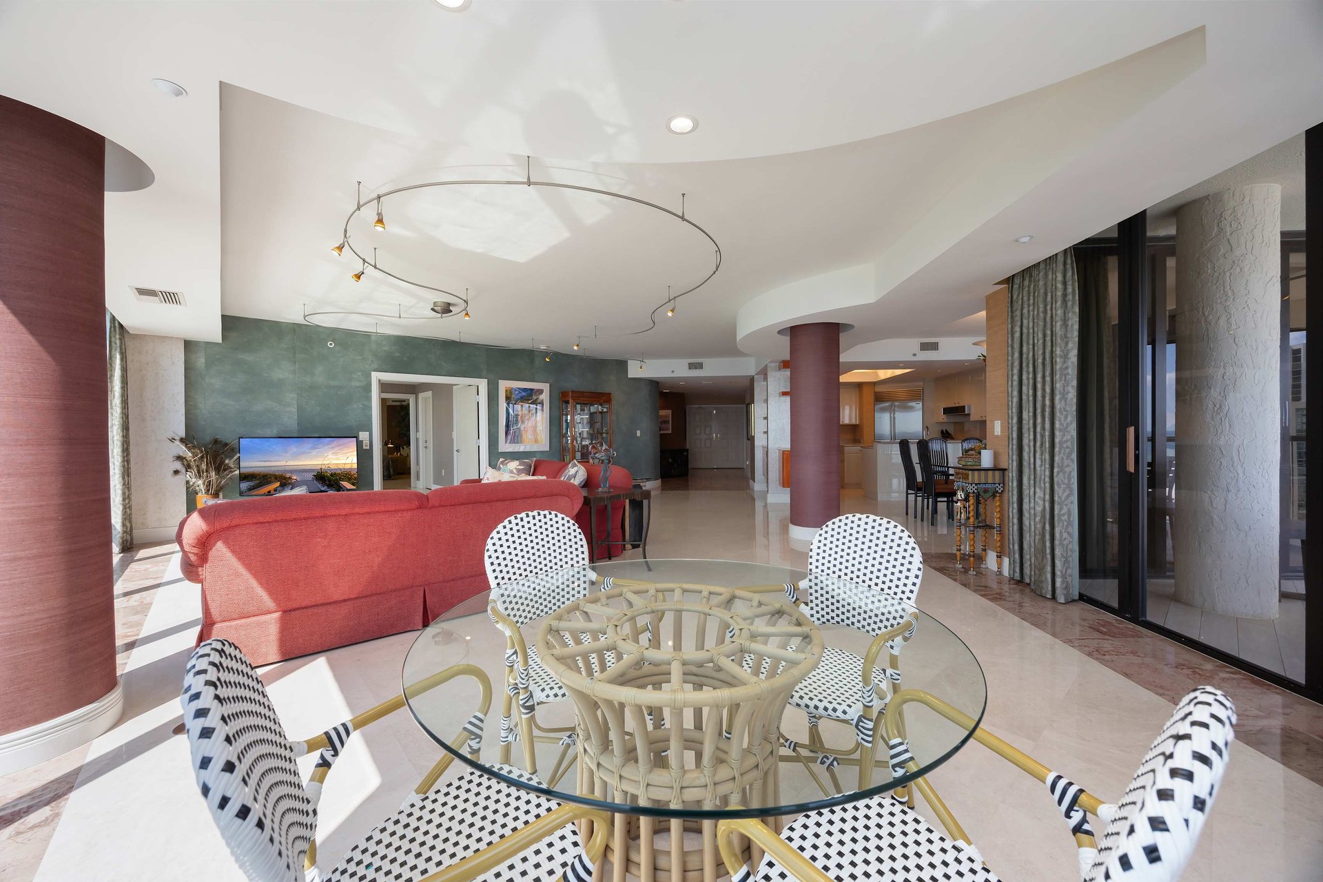 Le Parc 1602 