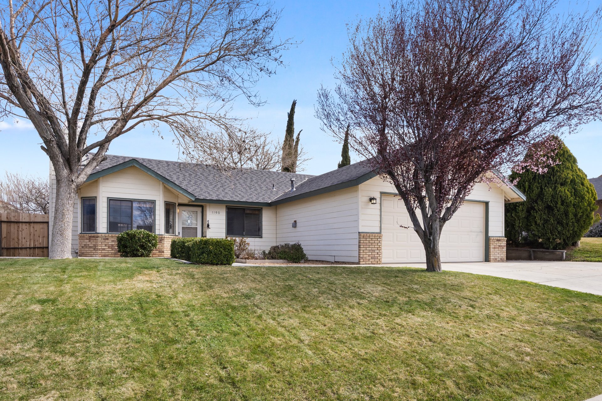 Charming Downtown Tehachapi Home – 1150 Magnolia Court