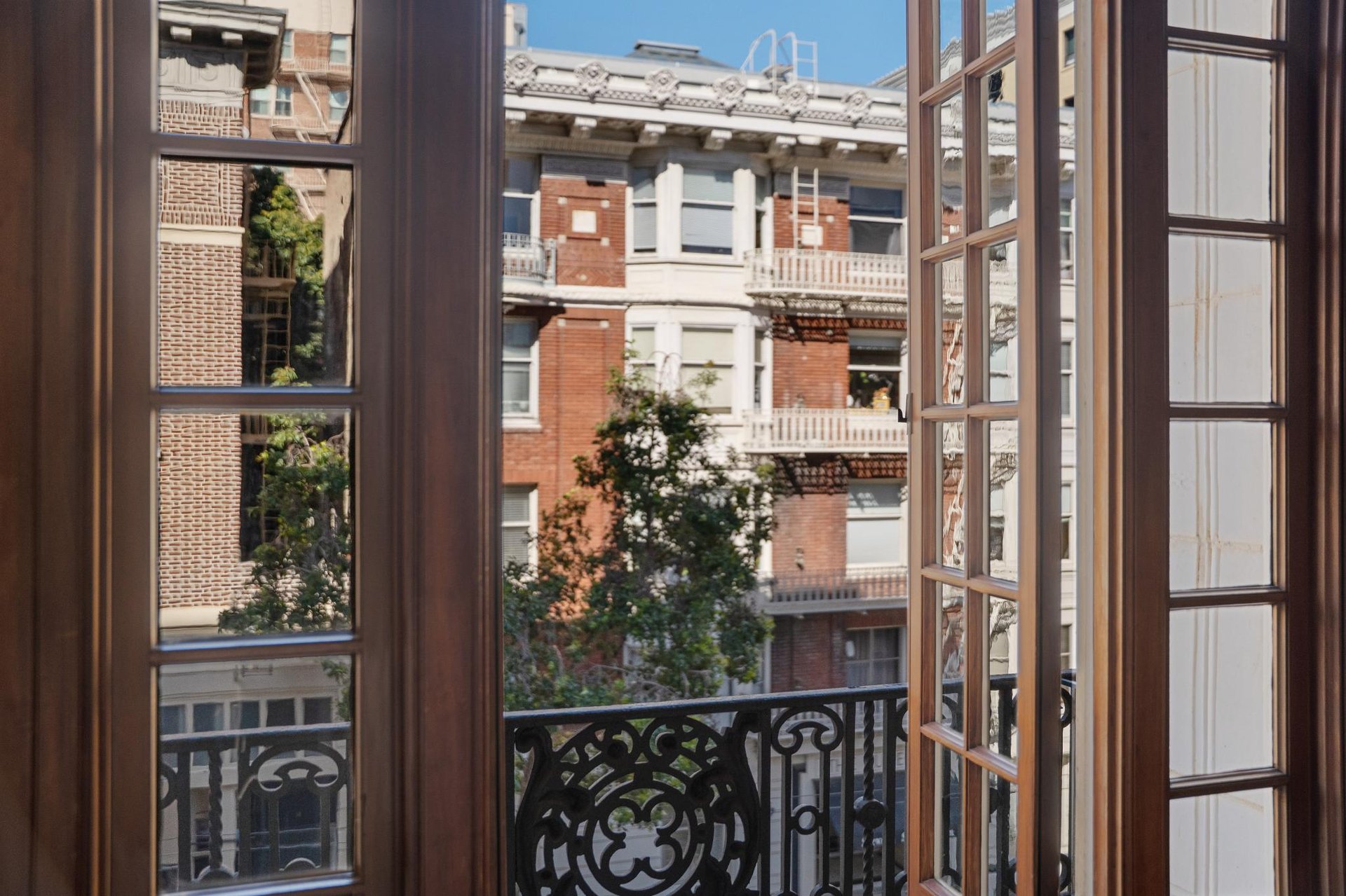 795 Sutter Street # 302