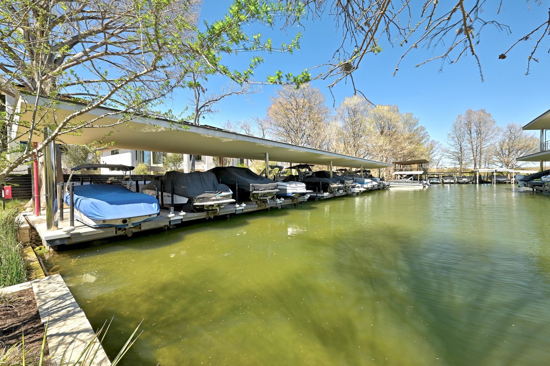 2503 Westlake Drive #4