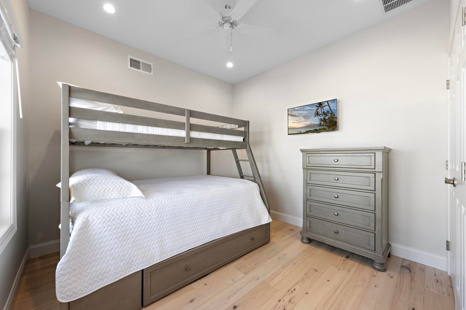 3205 Ocean Blvd - Oceanfront