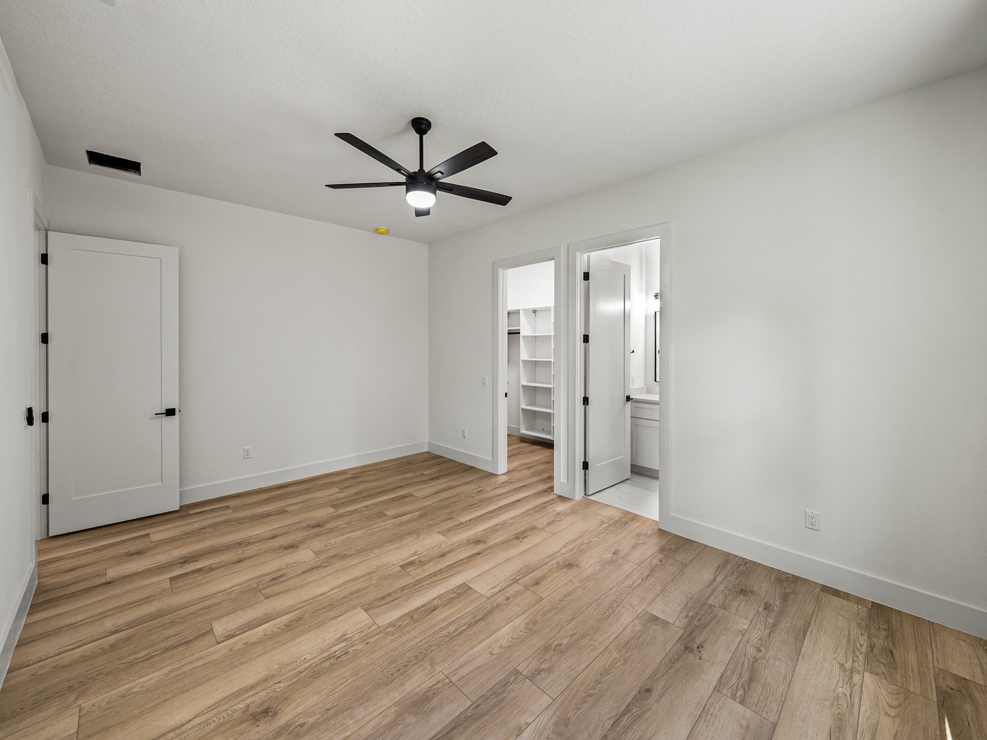14069 GRANDEUR WAY