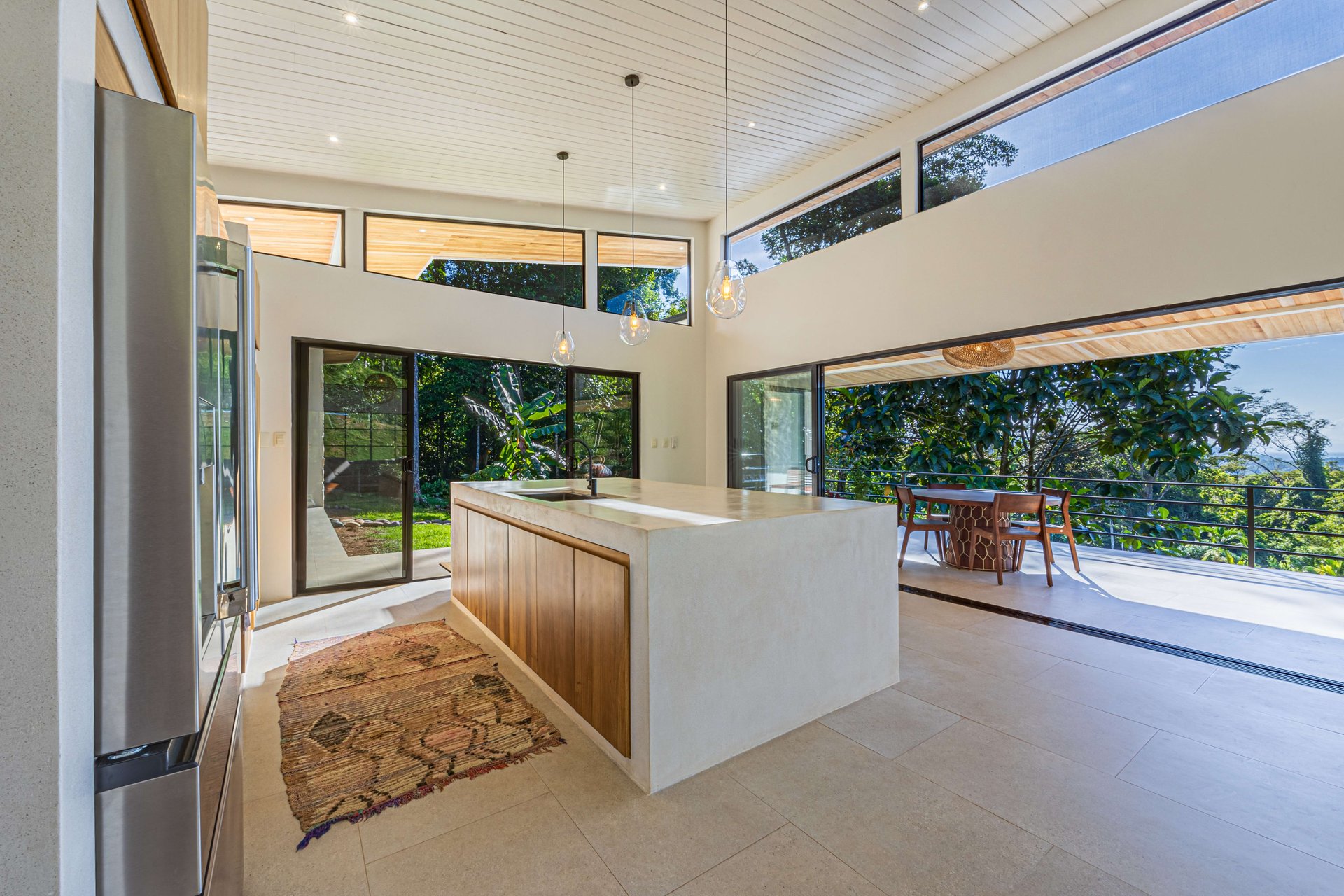 MOVE-IN READY OCEAN VIEW HOME IN CINCO VENTANAS WITH MAJESTIC RIVER ACCESS