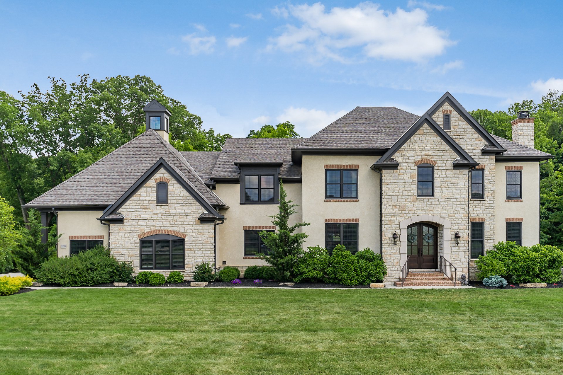 1999 Woodland Hall Drive