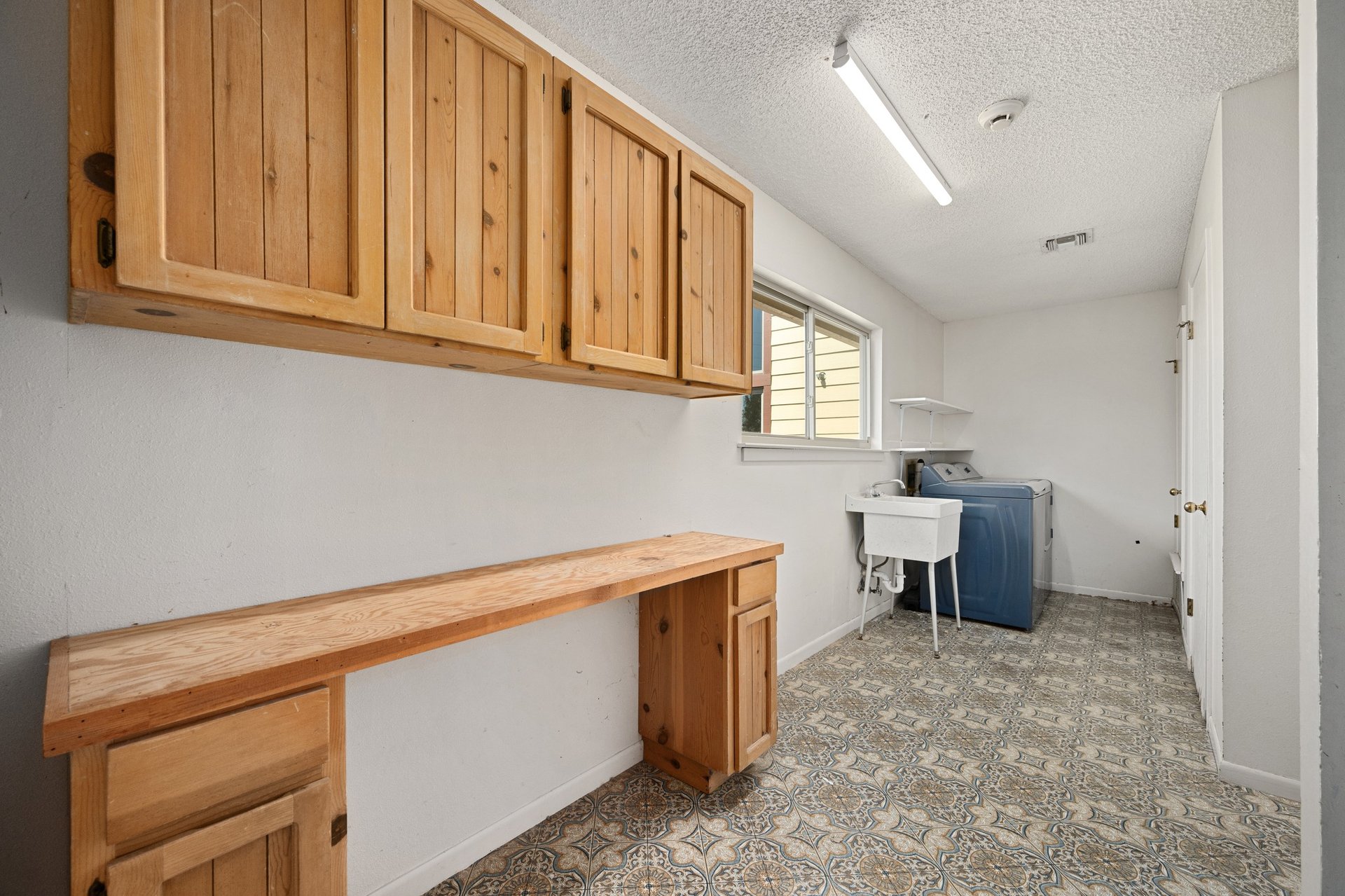 9106 Yucca Mountain Road