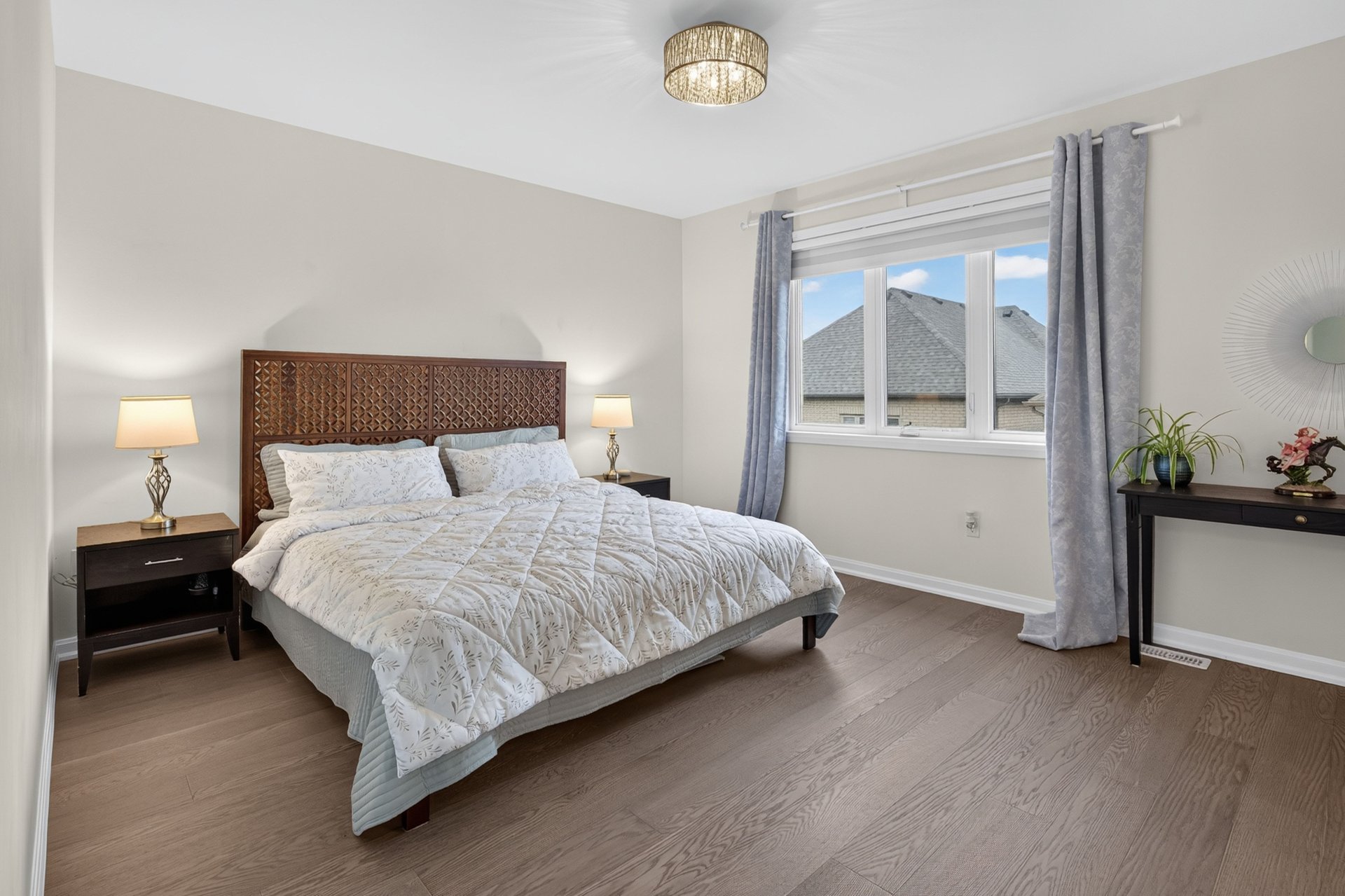 3364 Vernon Powell Drive, Oakville