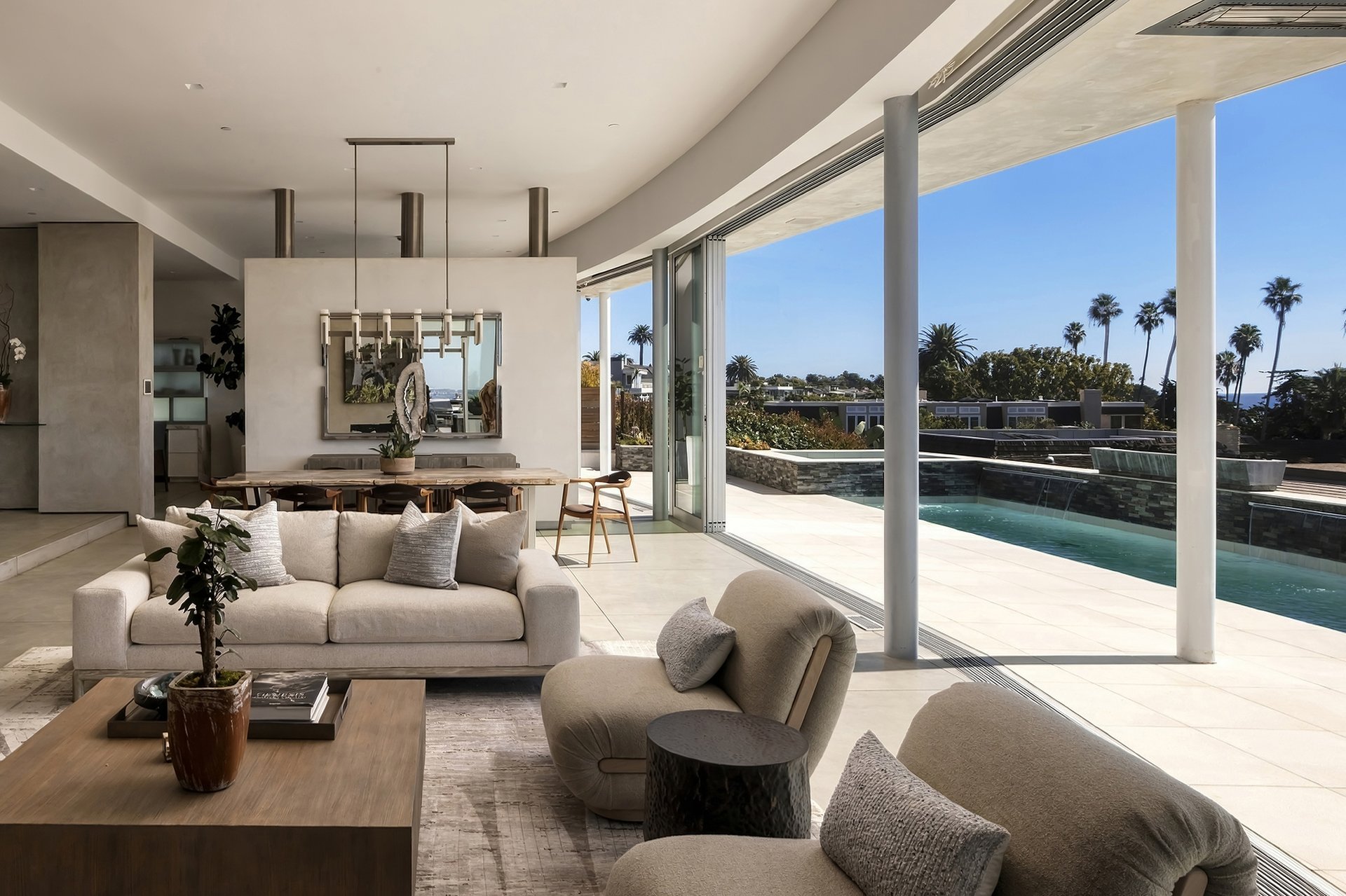 305 Calle Francesca