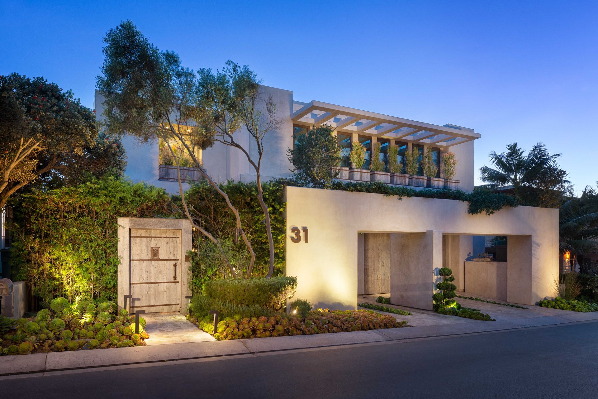 31 Strand Beach Drive