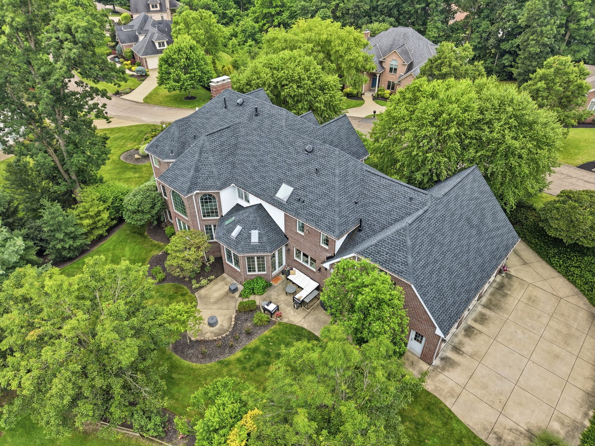 7000 Pinehurst Drive
