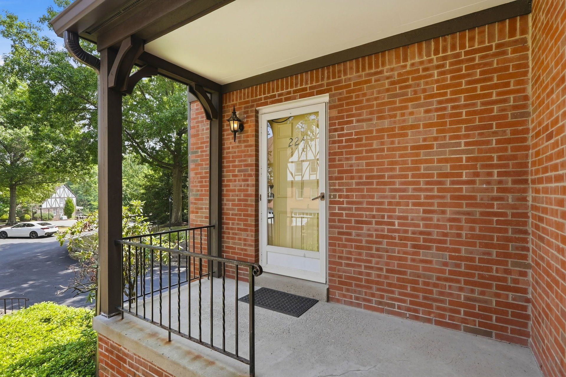 224 Thornberry Circle