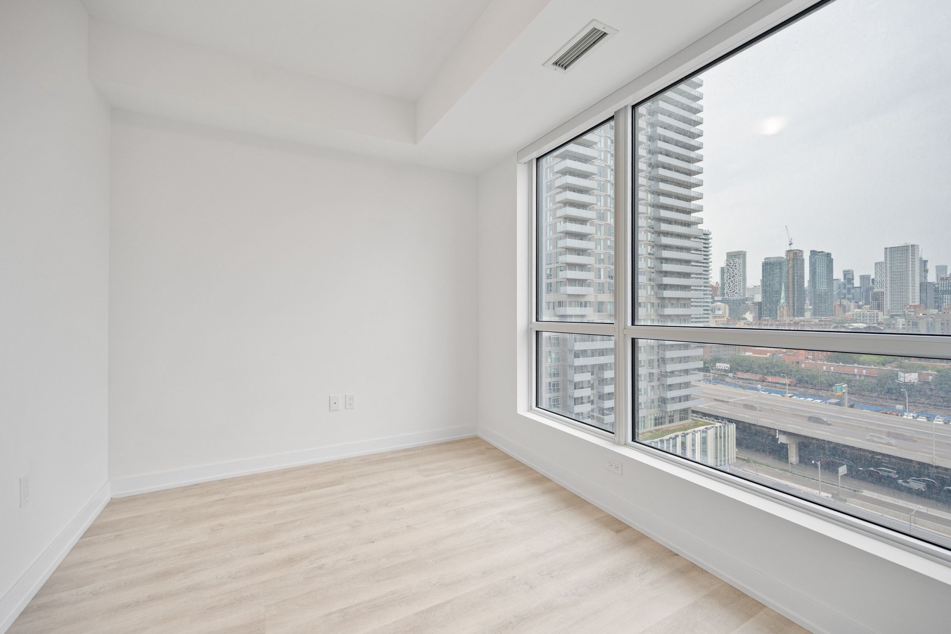 15 Richardson Street 1302