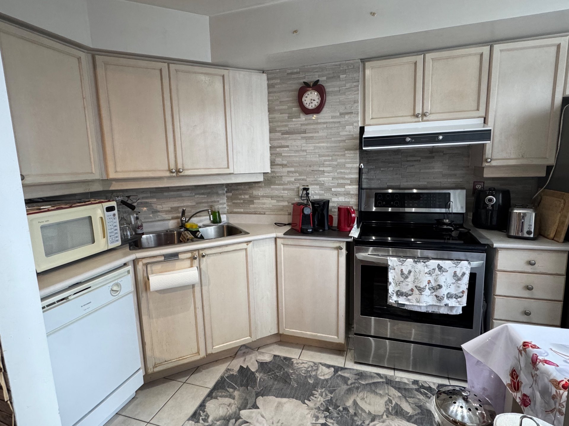 3 Rean Drive Unit: 412