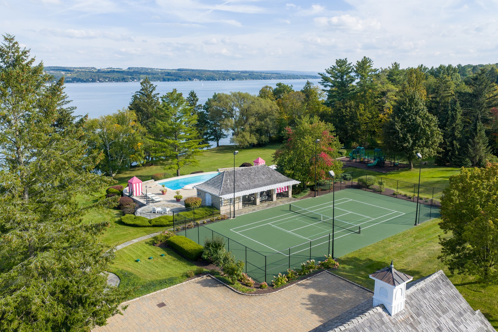 3074 West Lake Road
