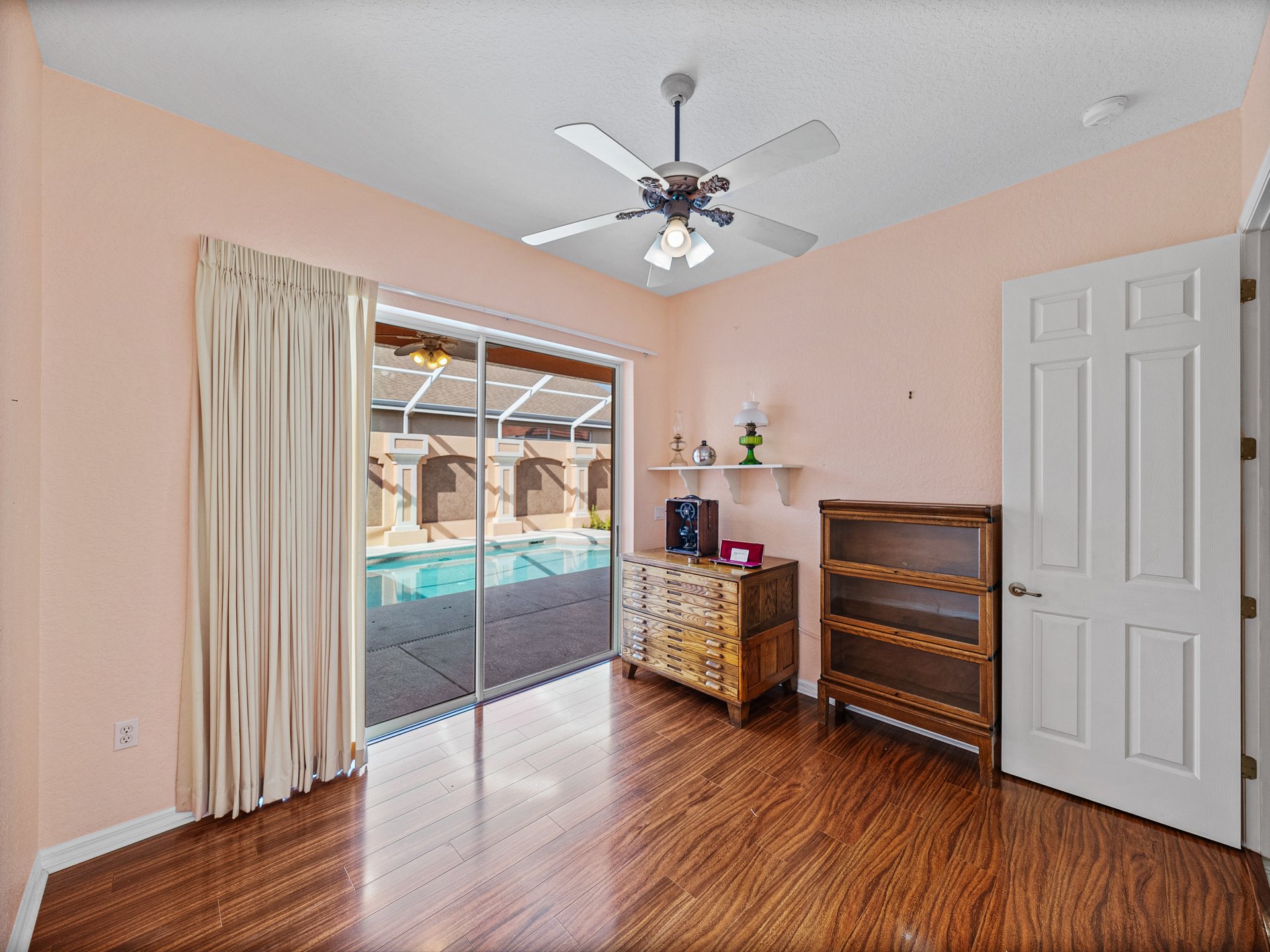 12333 WOODLANDS CIR