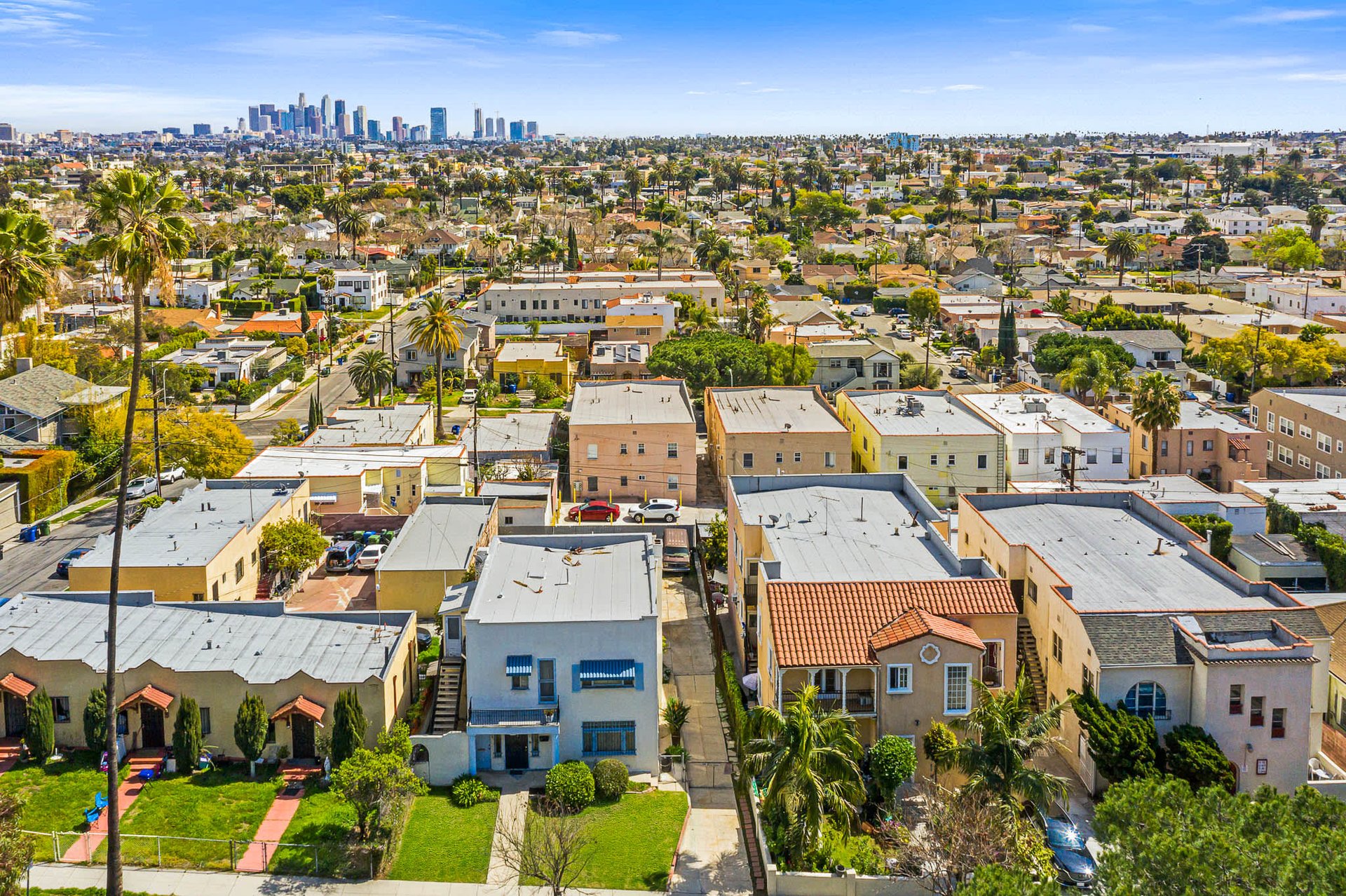 Mid-City duplex is calling on investors and owner occupiers!!