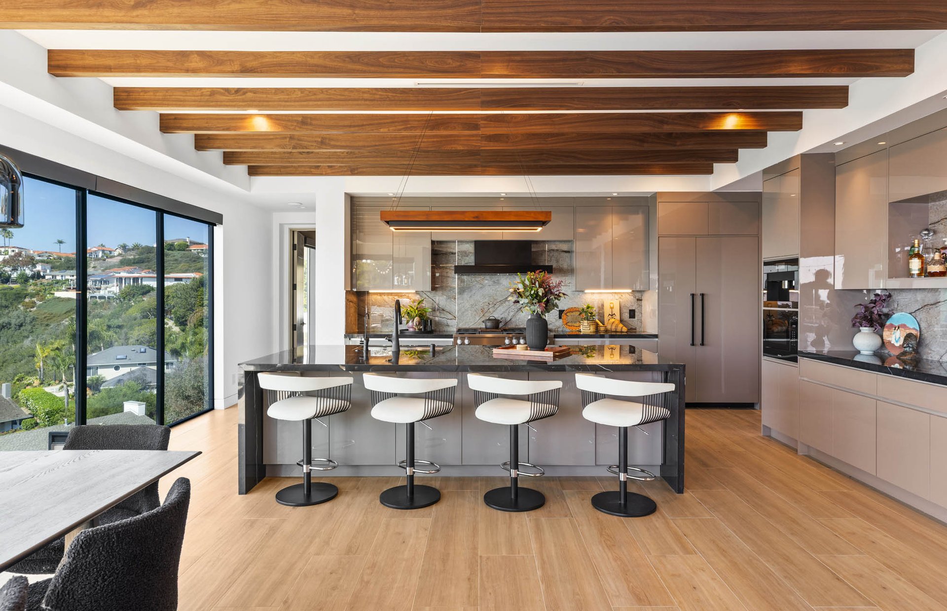 606 E Avenida San Juan