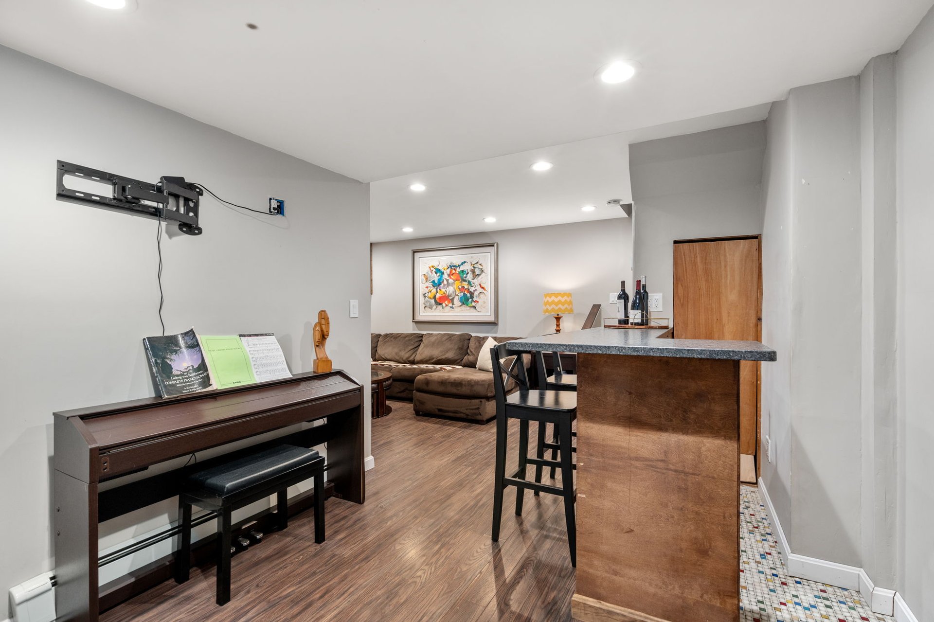 93 Forbes Hill Rd