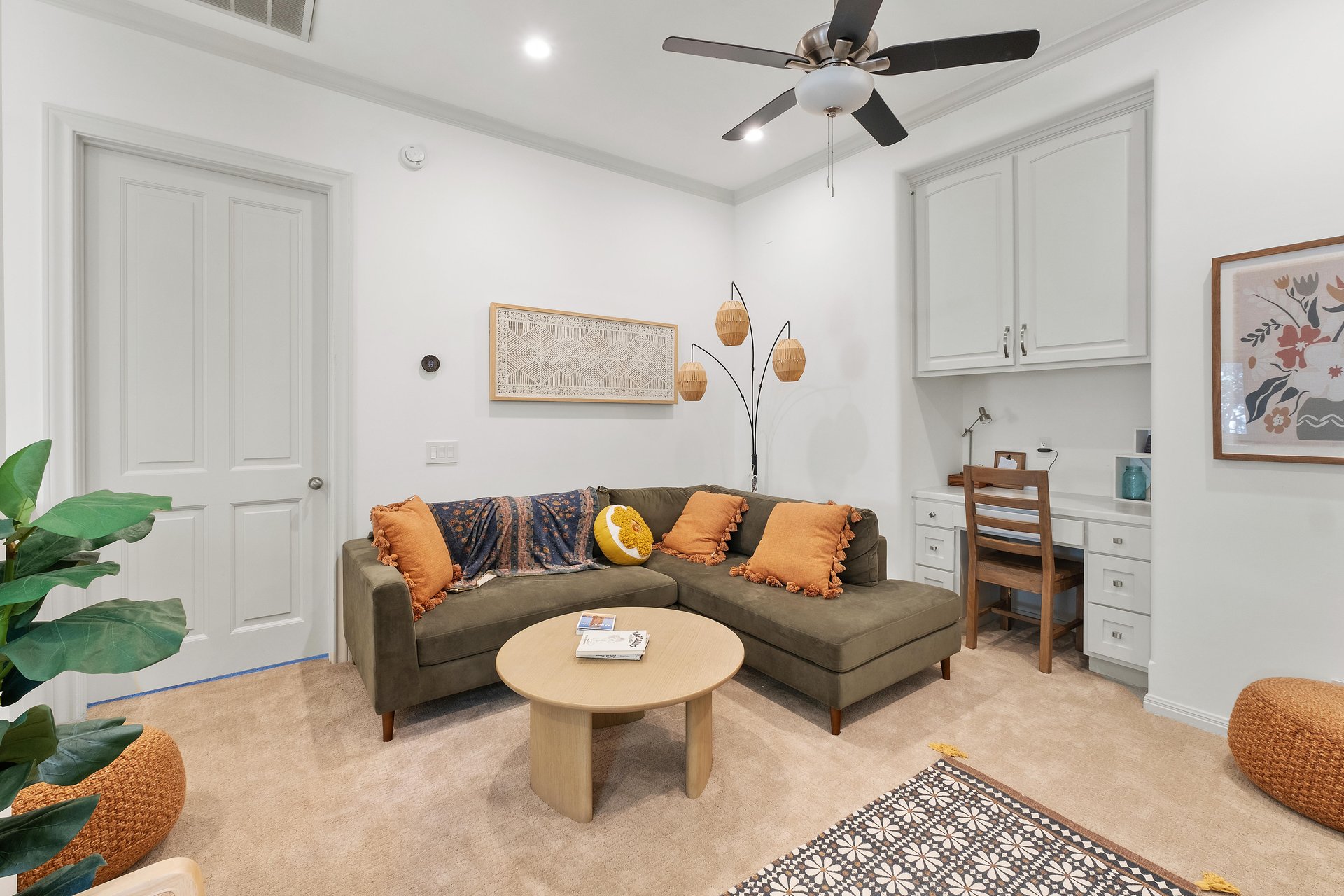 4516 Island Cove