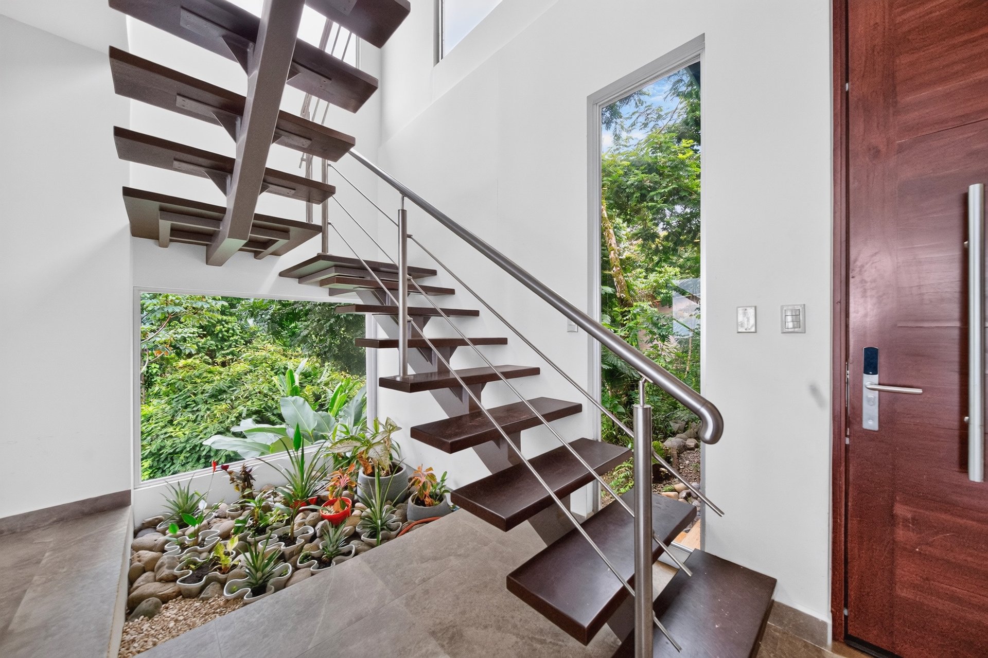 Luxury Ocean View Homestead | A Self-Sufficient Tropical Estate