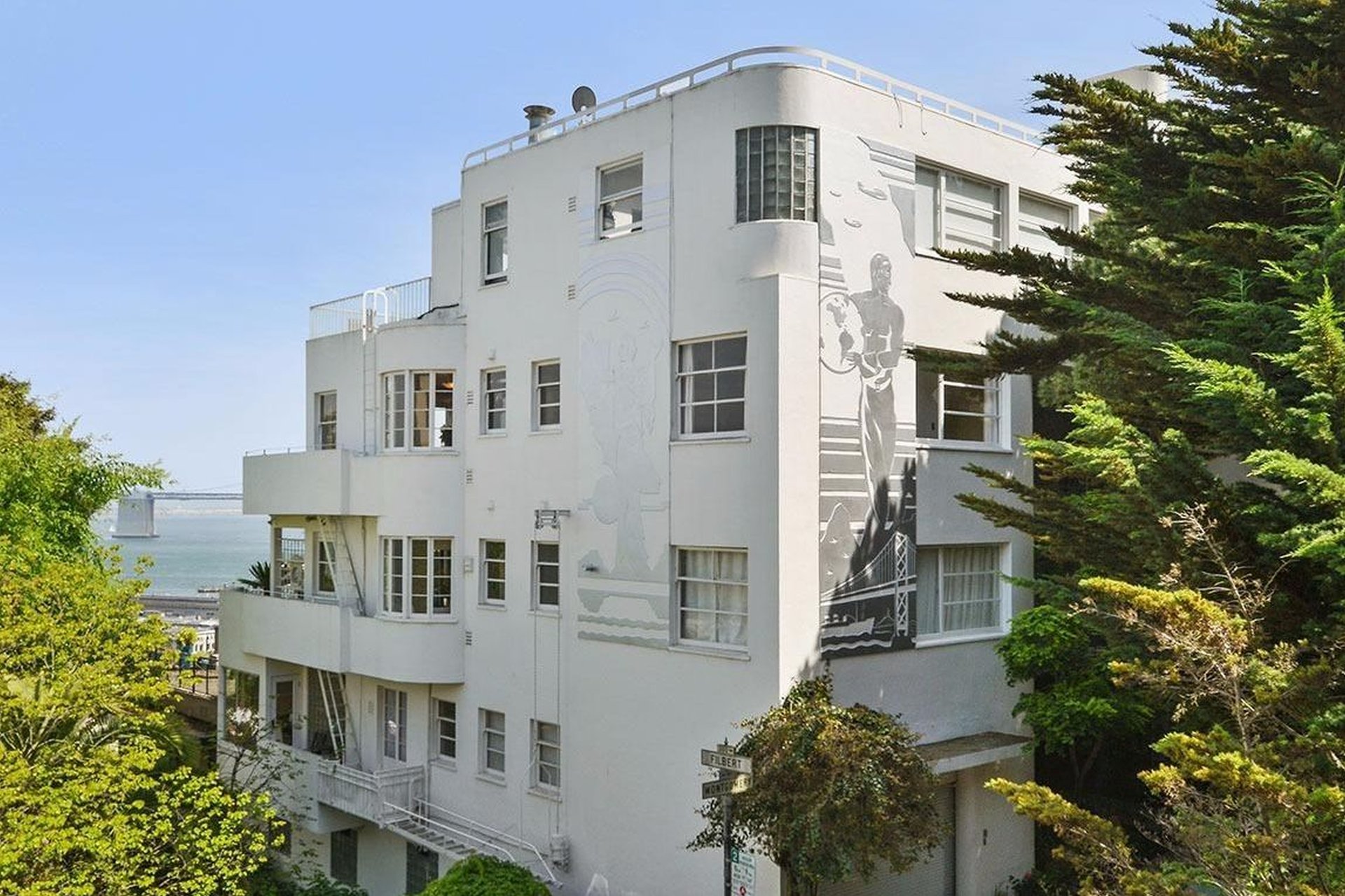 Telegraph Terrace View Penthouse!