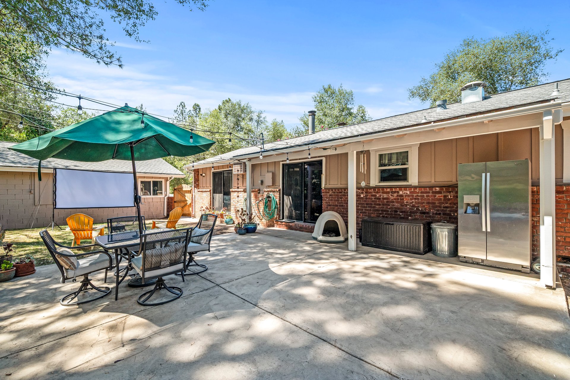 5761 Forest Lake Rd,
