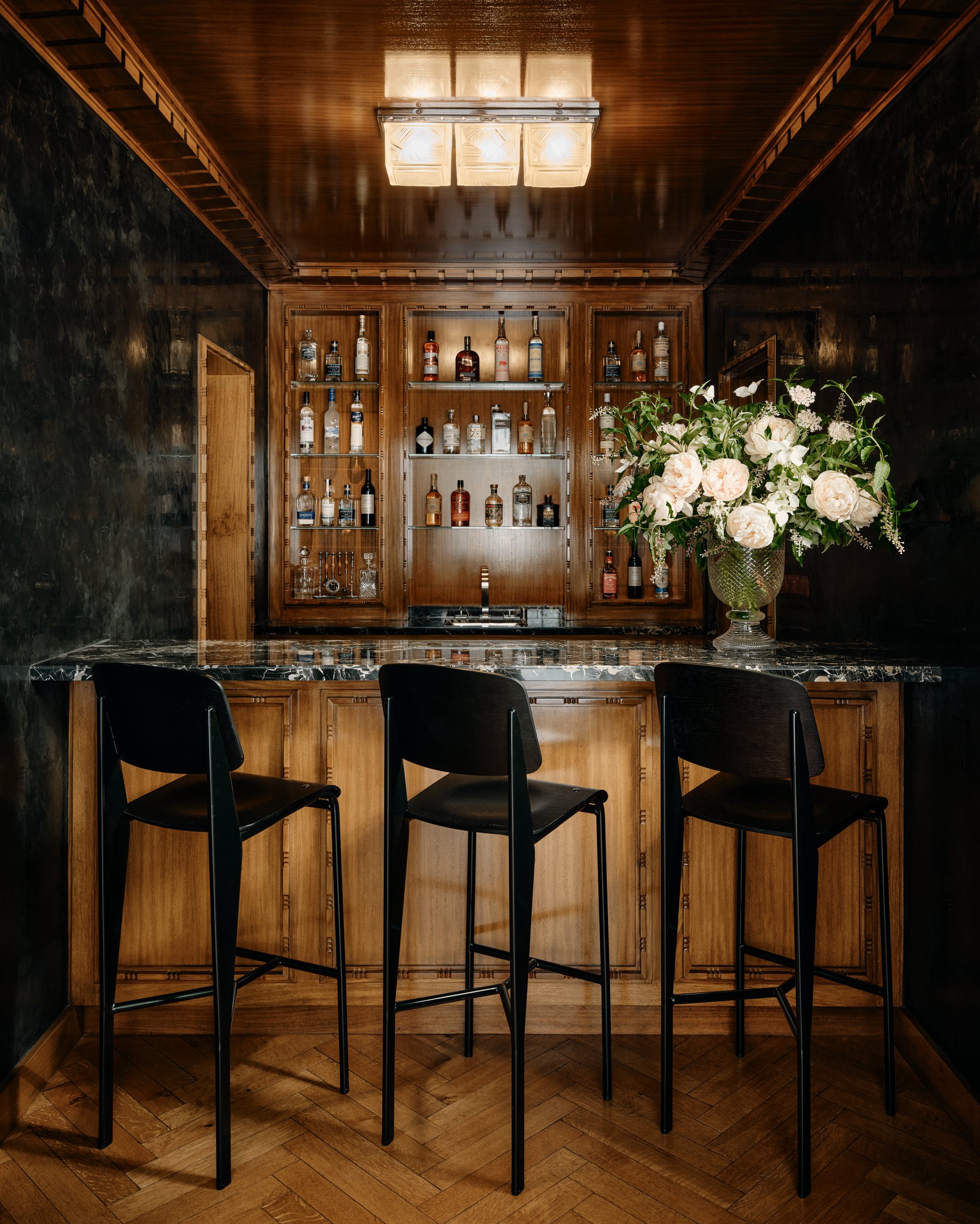 826 Greenway Dr, Beverly Hills 