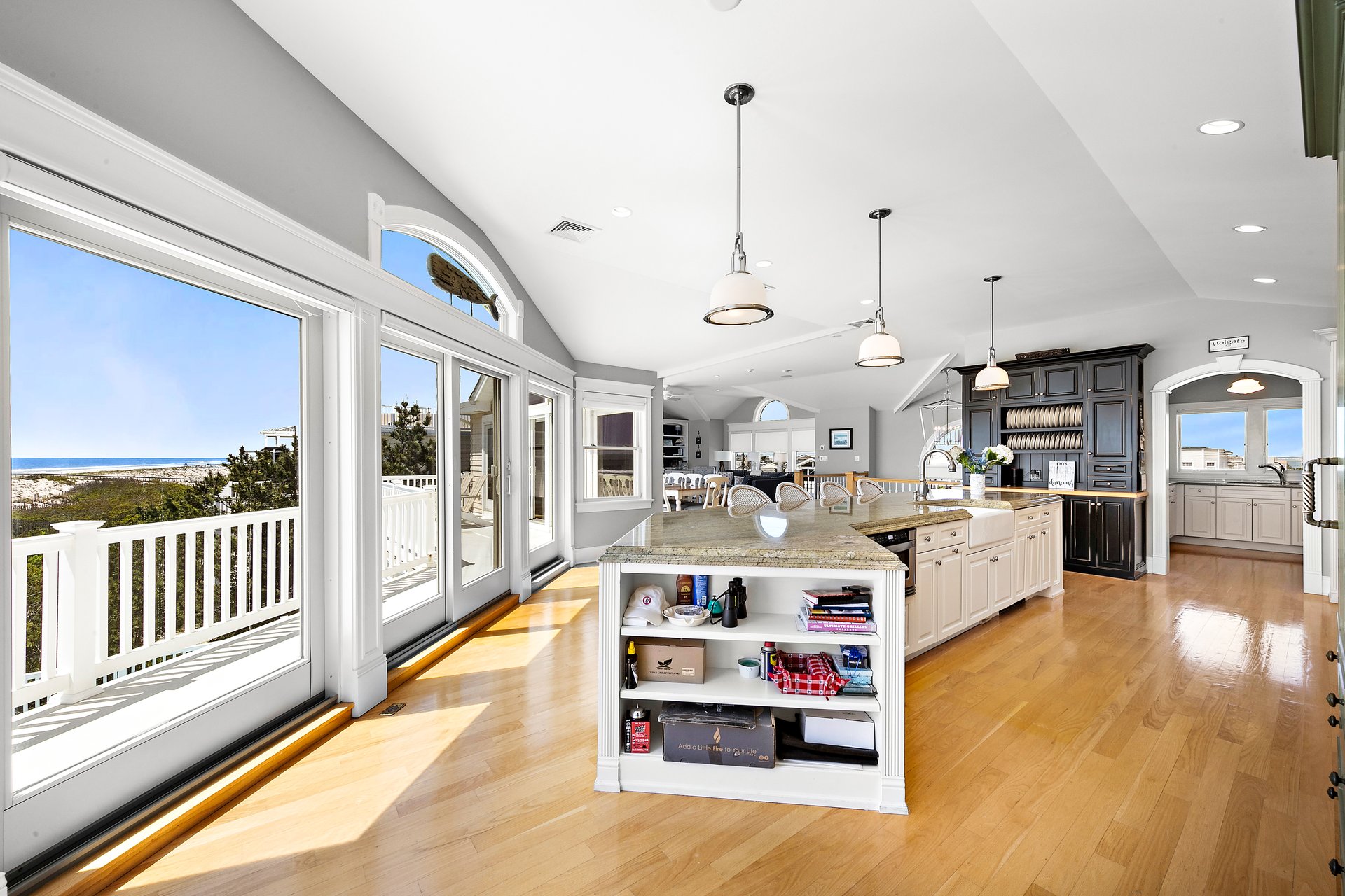 2501 S Long Beach Blvd