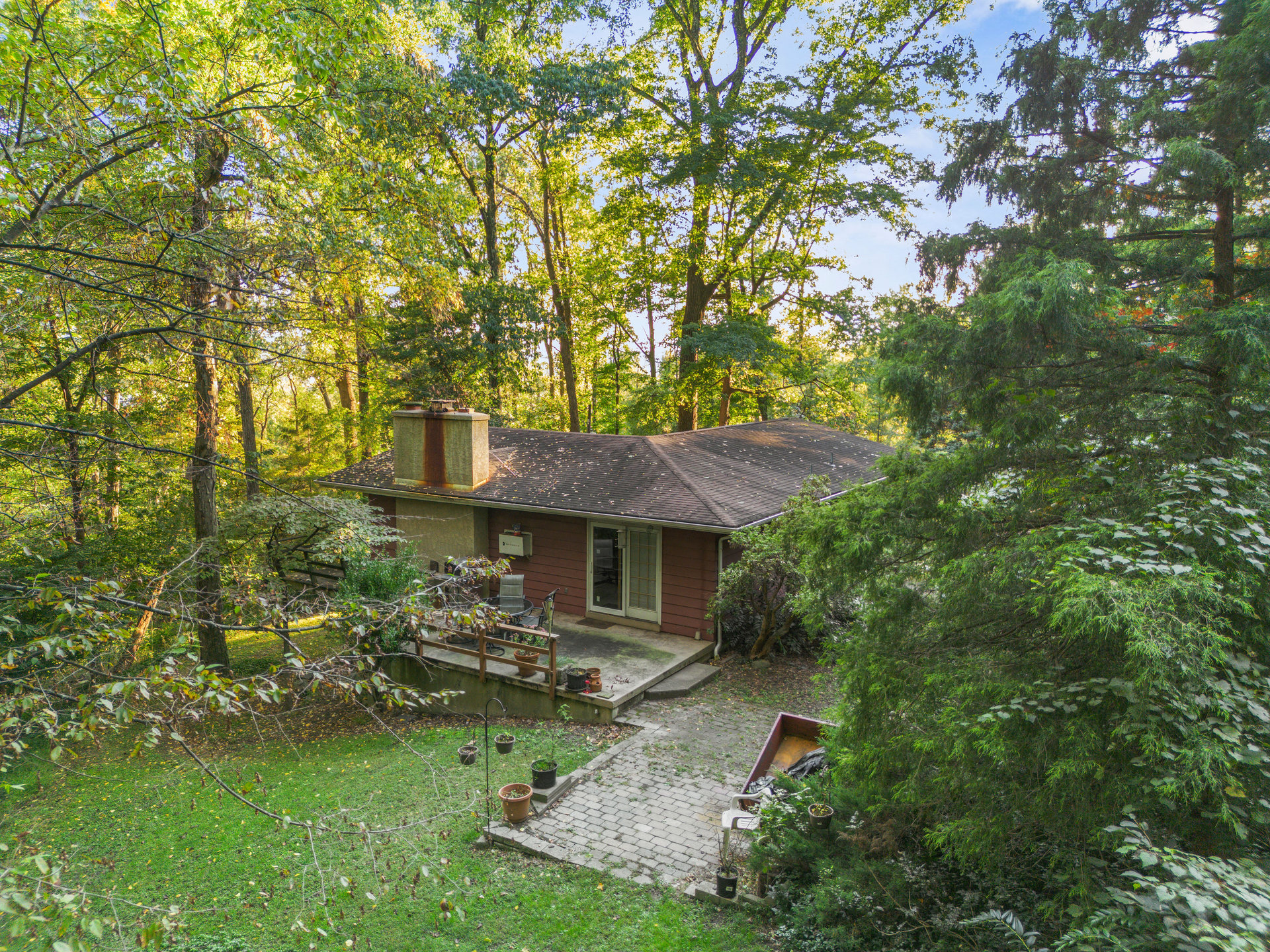 3237 Oakhurst Drive