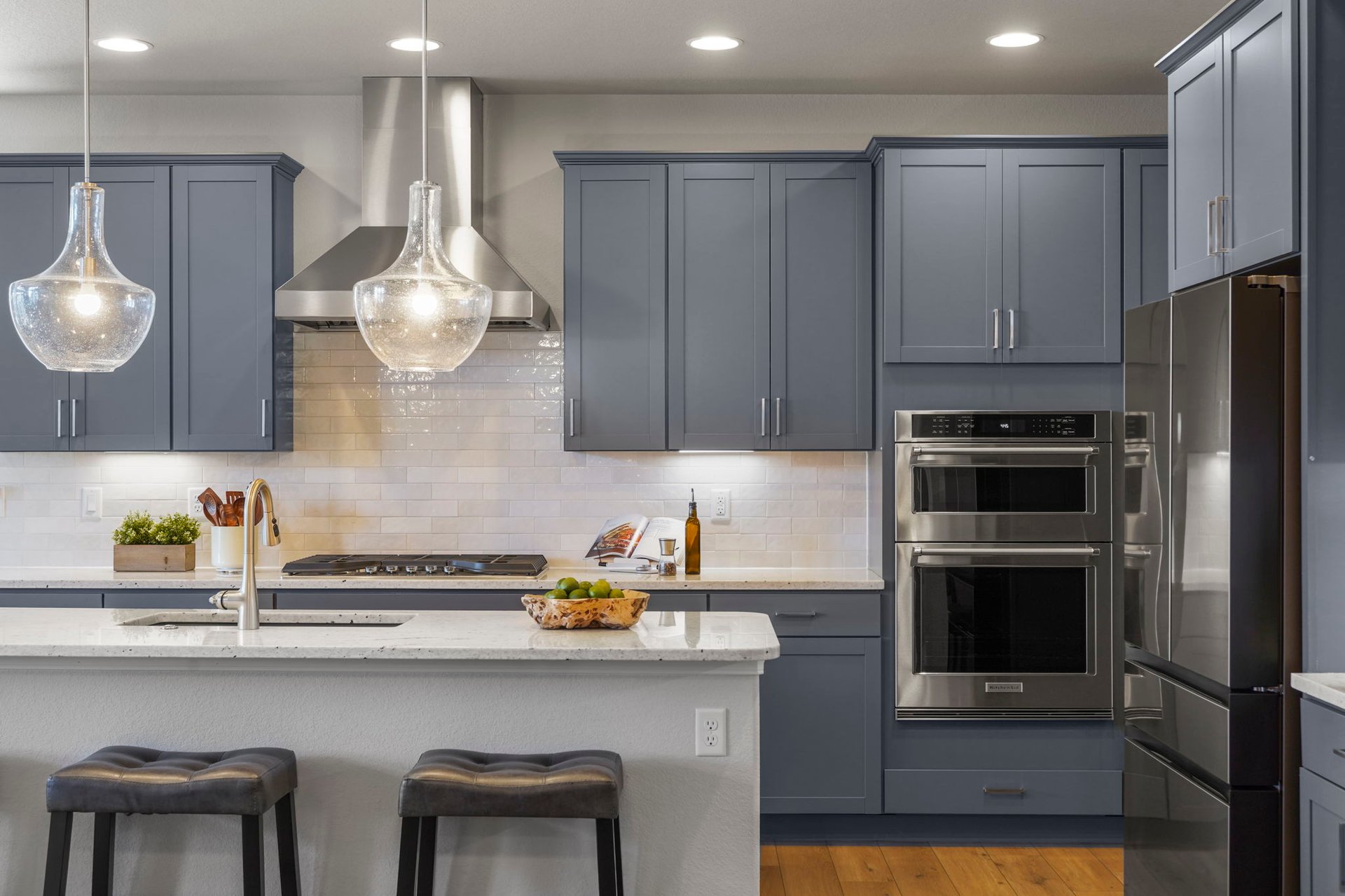 4354 Hanging Lake Circle