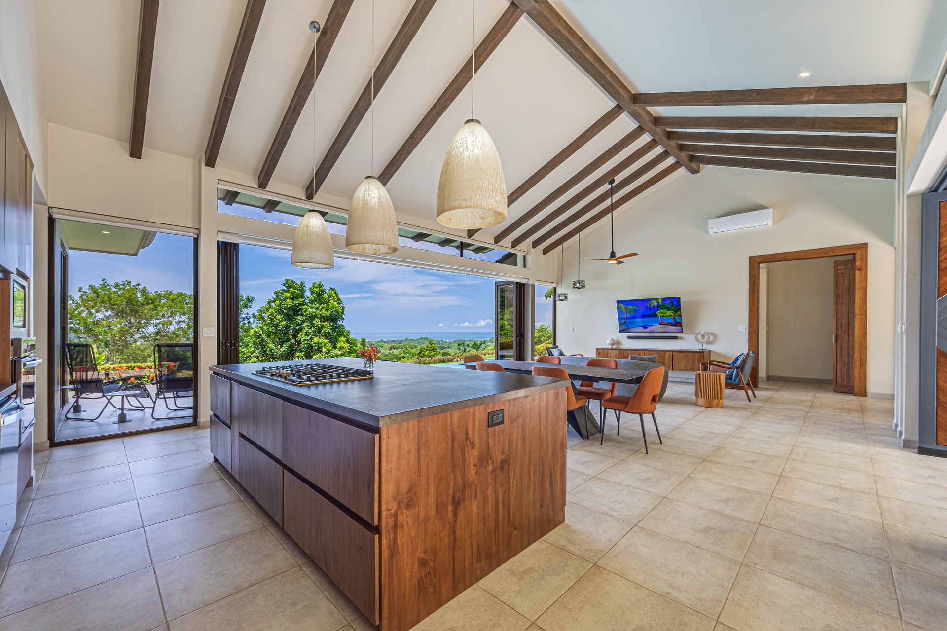 Stunning Ocean & Sunset View Home
