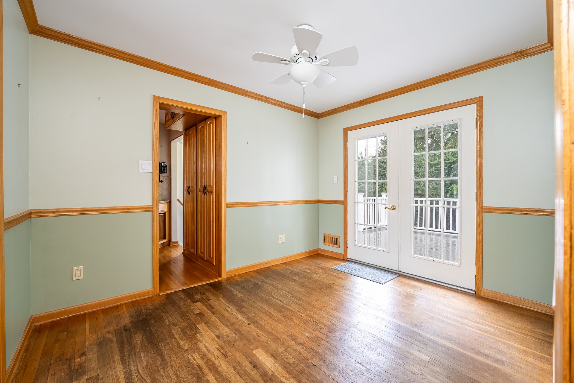 1503 Crestwood Road