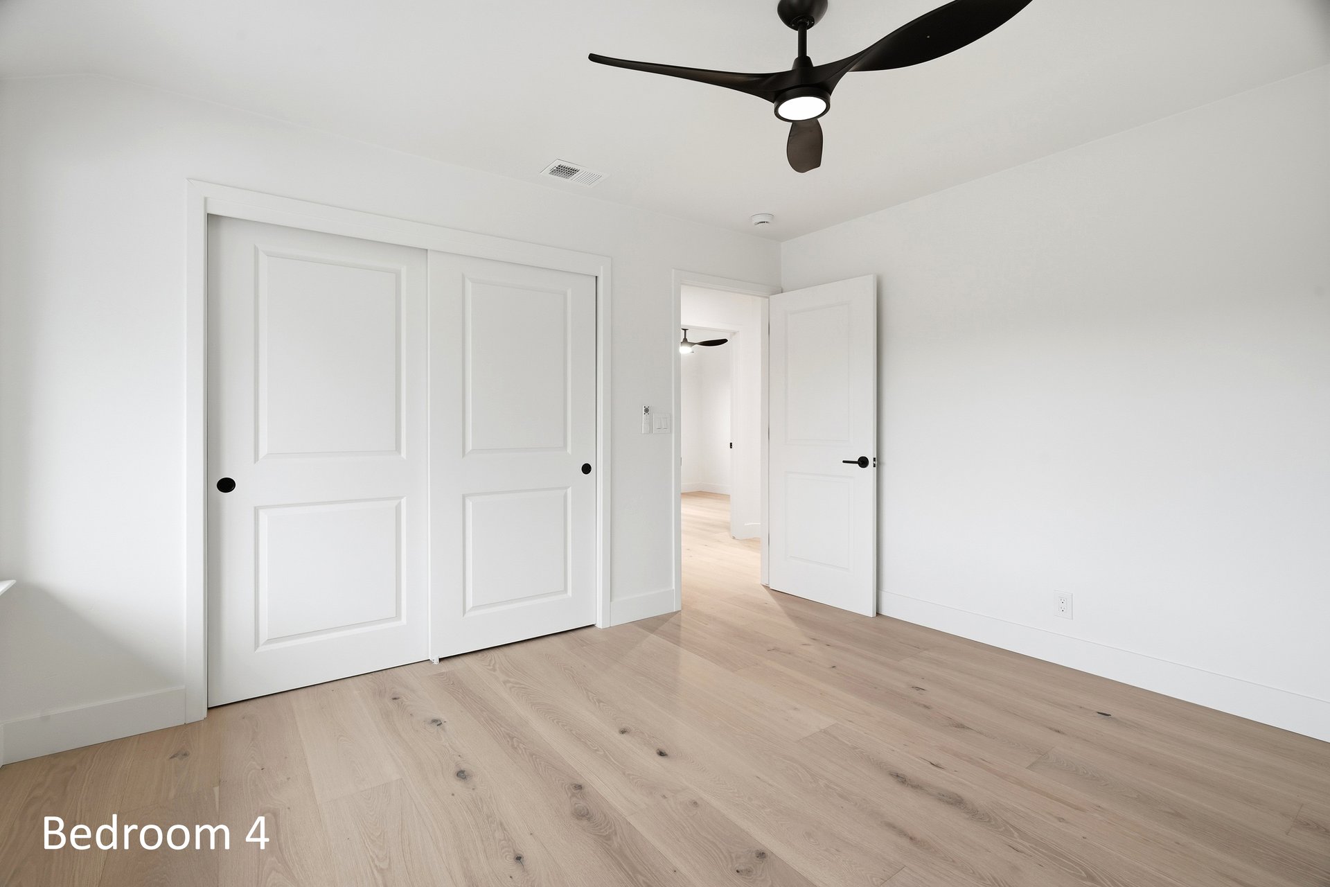 1044 Geronimo Ct