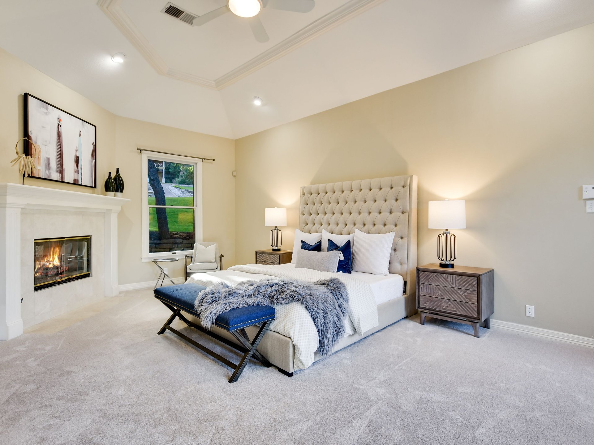 Las Lomas Transitional