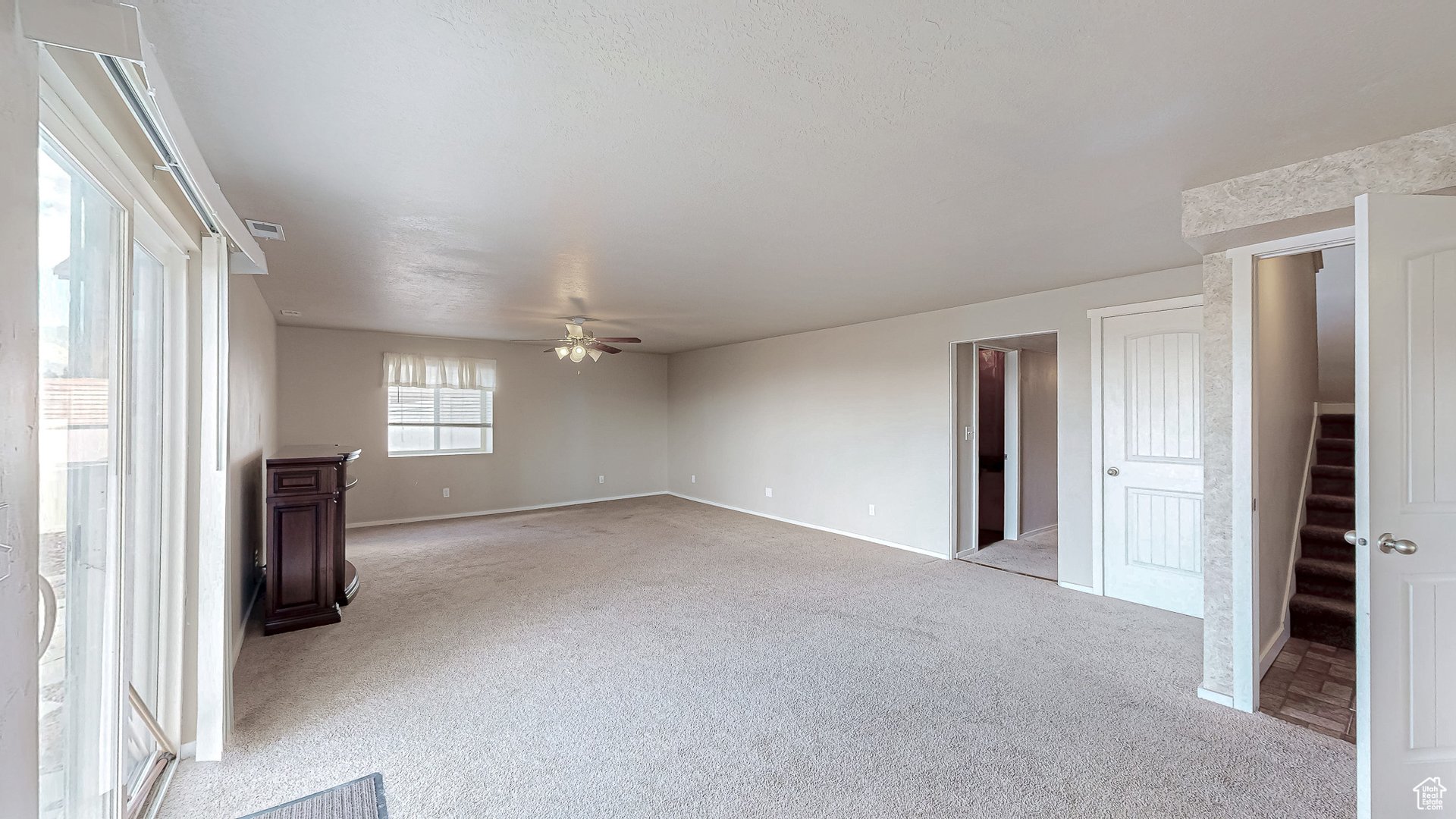 214 W Quartz Rd