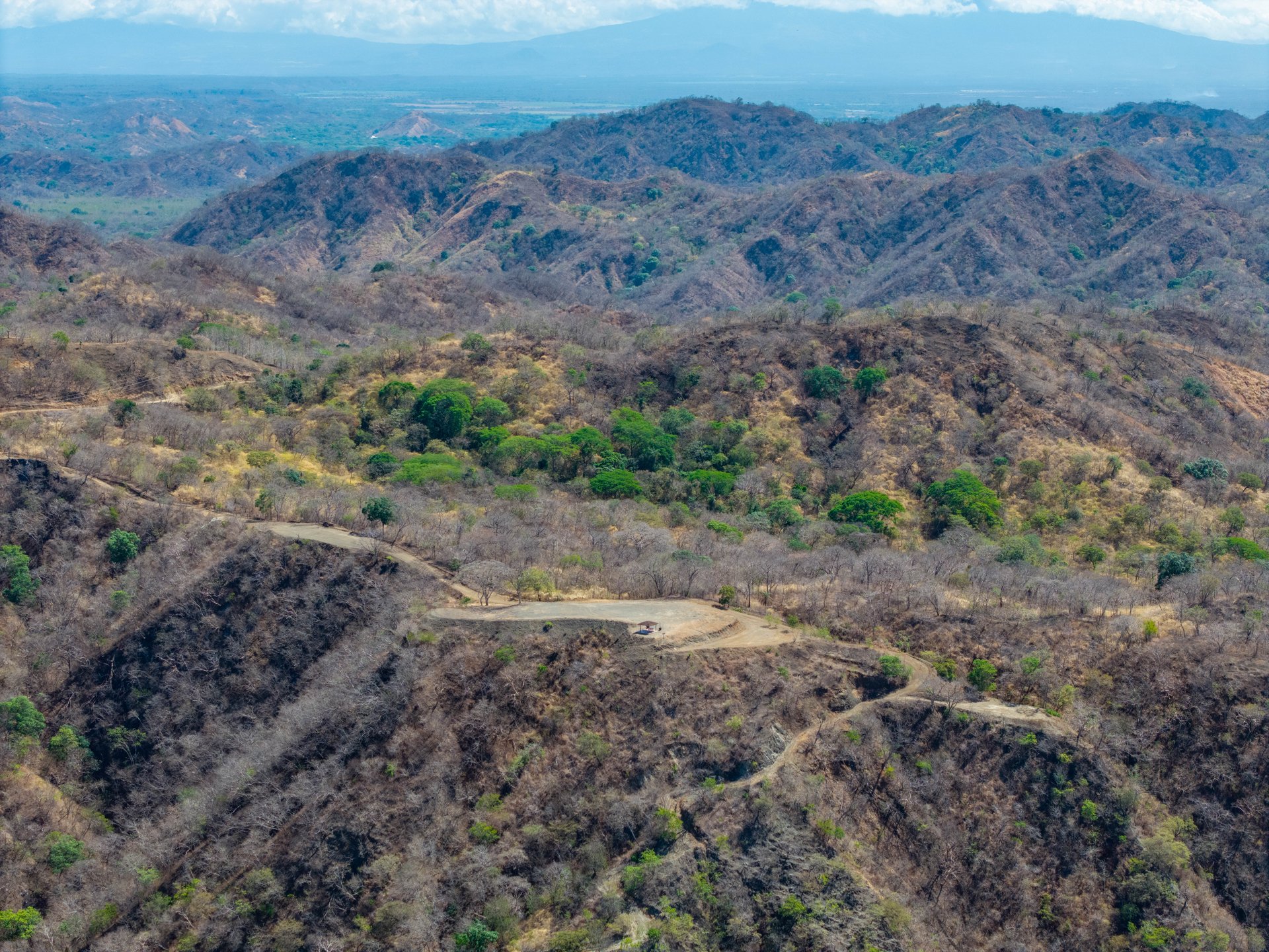 Finca Las Ventanas | Expansive Mountain View Estate Near Potrero