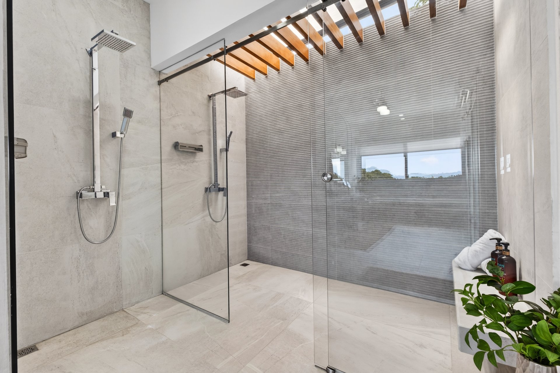 C5 Enclave | Premium Furnished 5-Bedroom Retreat Near Playa Avellanas