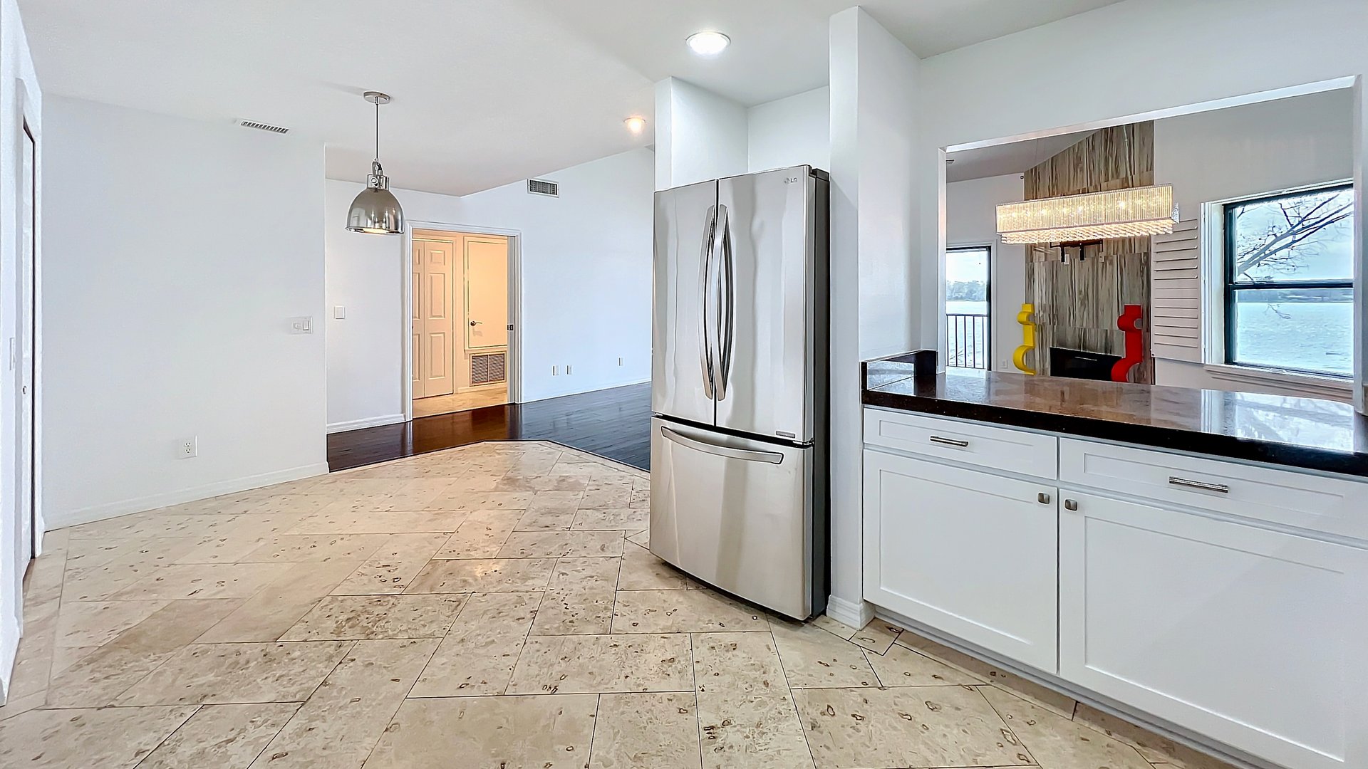 Luxury Lakefront Winter Park Condominium for Lease