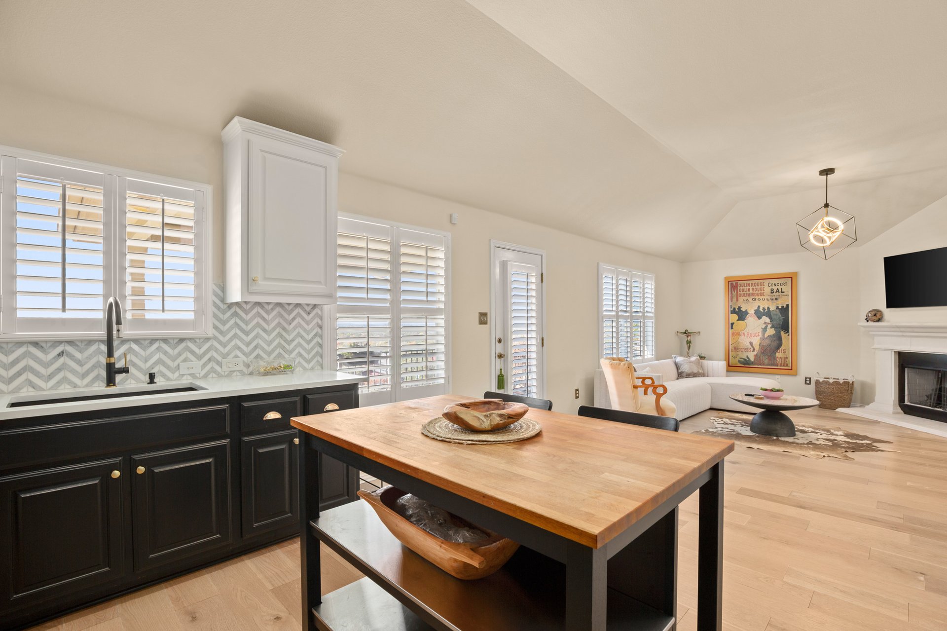 Lakeway Garden Home