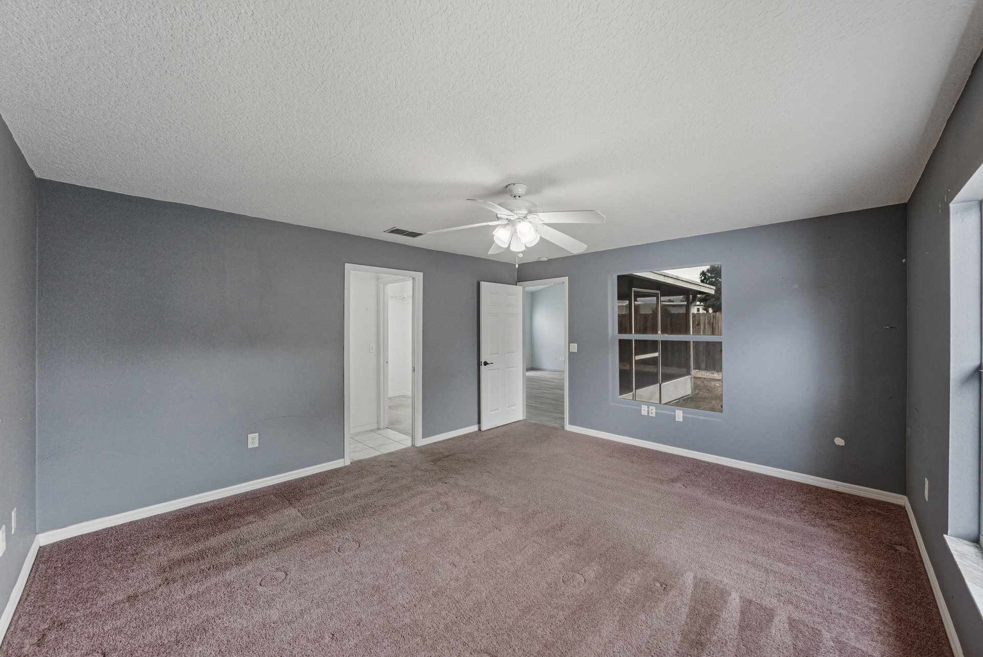 4752 TIMBER WAY