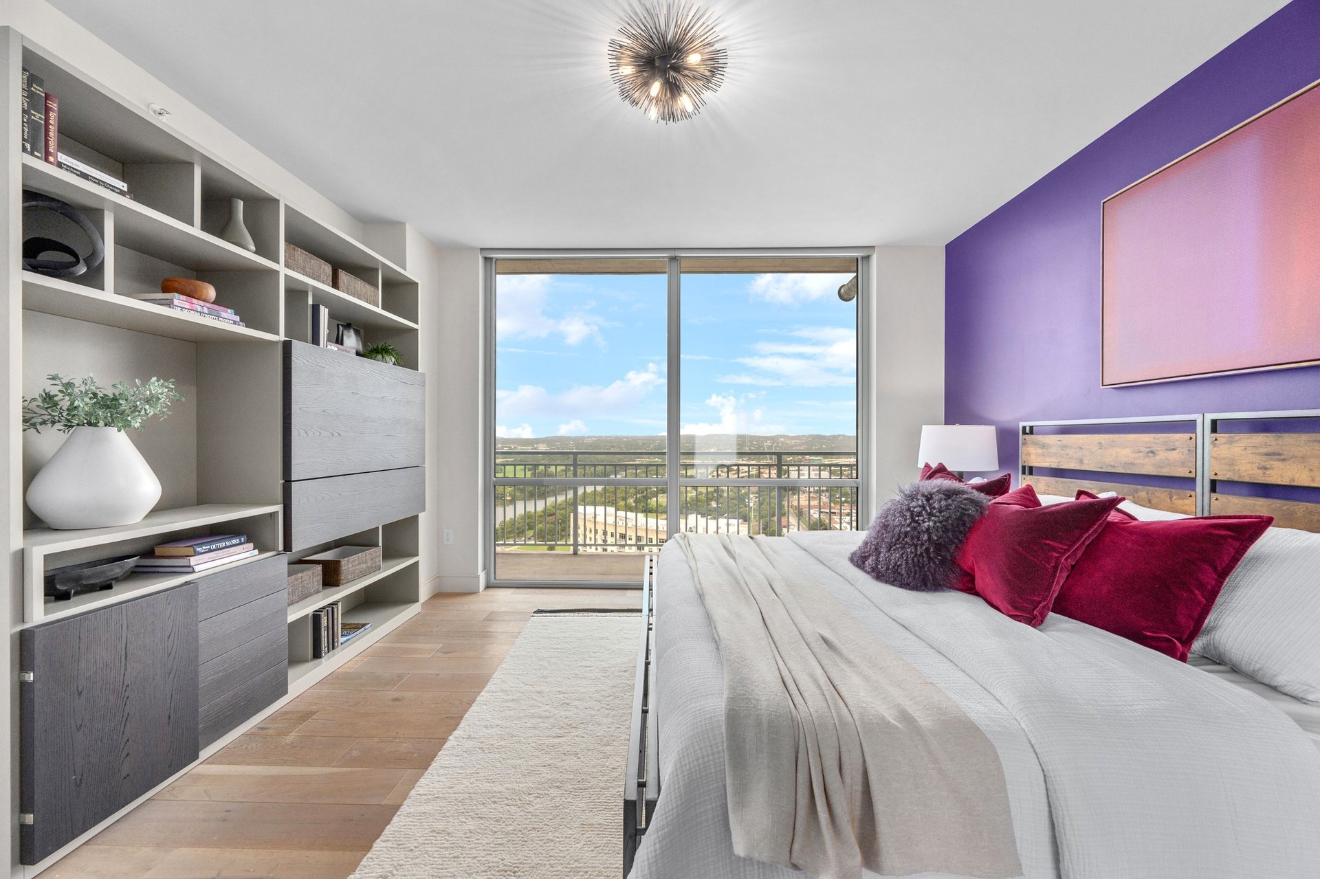 222 West Avenue #2802