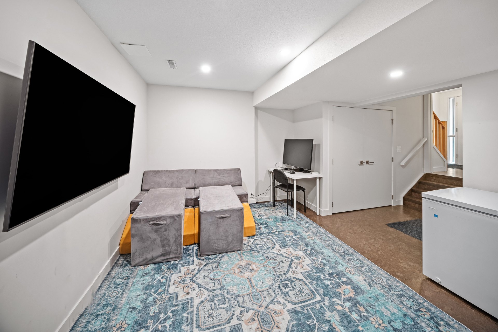 1022 Rundleview Drive Unit: 27