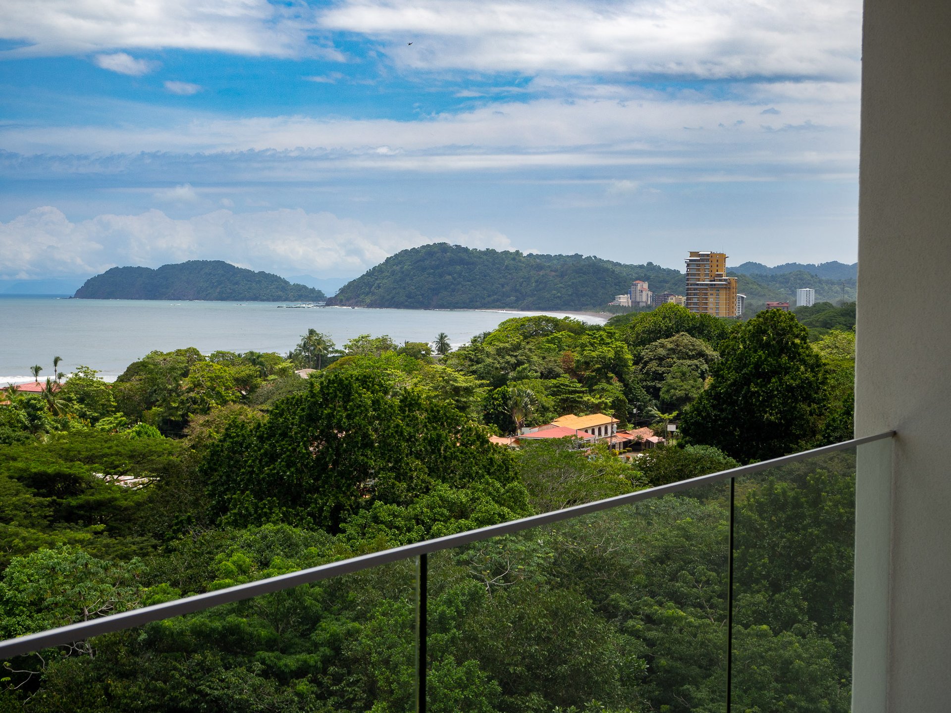South Jaco Beach Condominiums - Selva Coral 