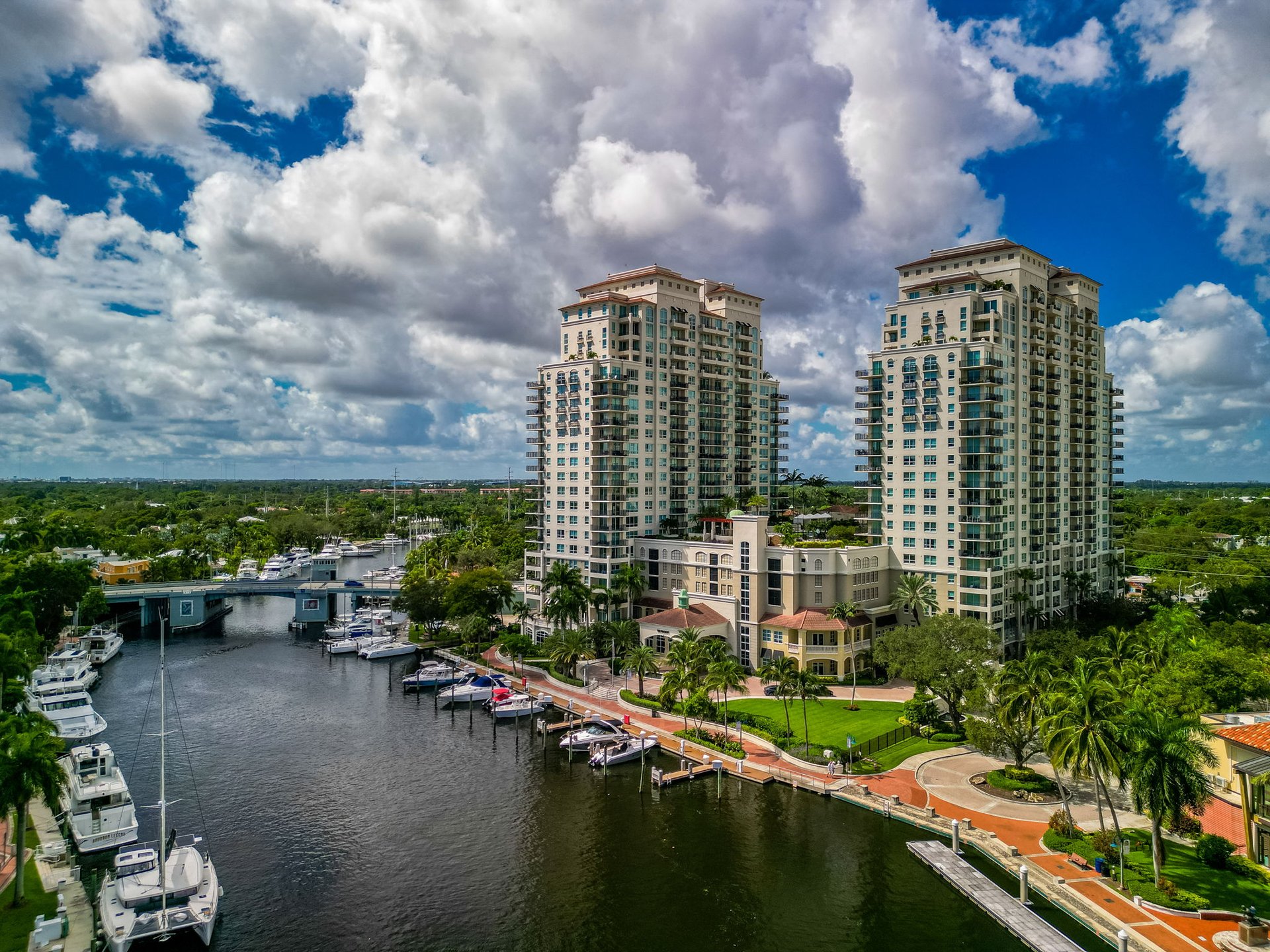 The Symphony Residence 1013N