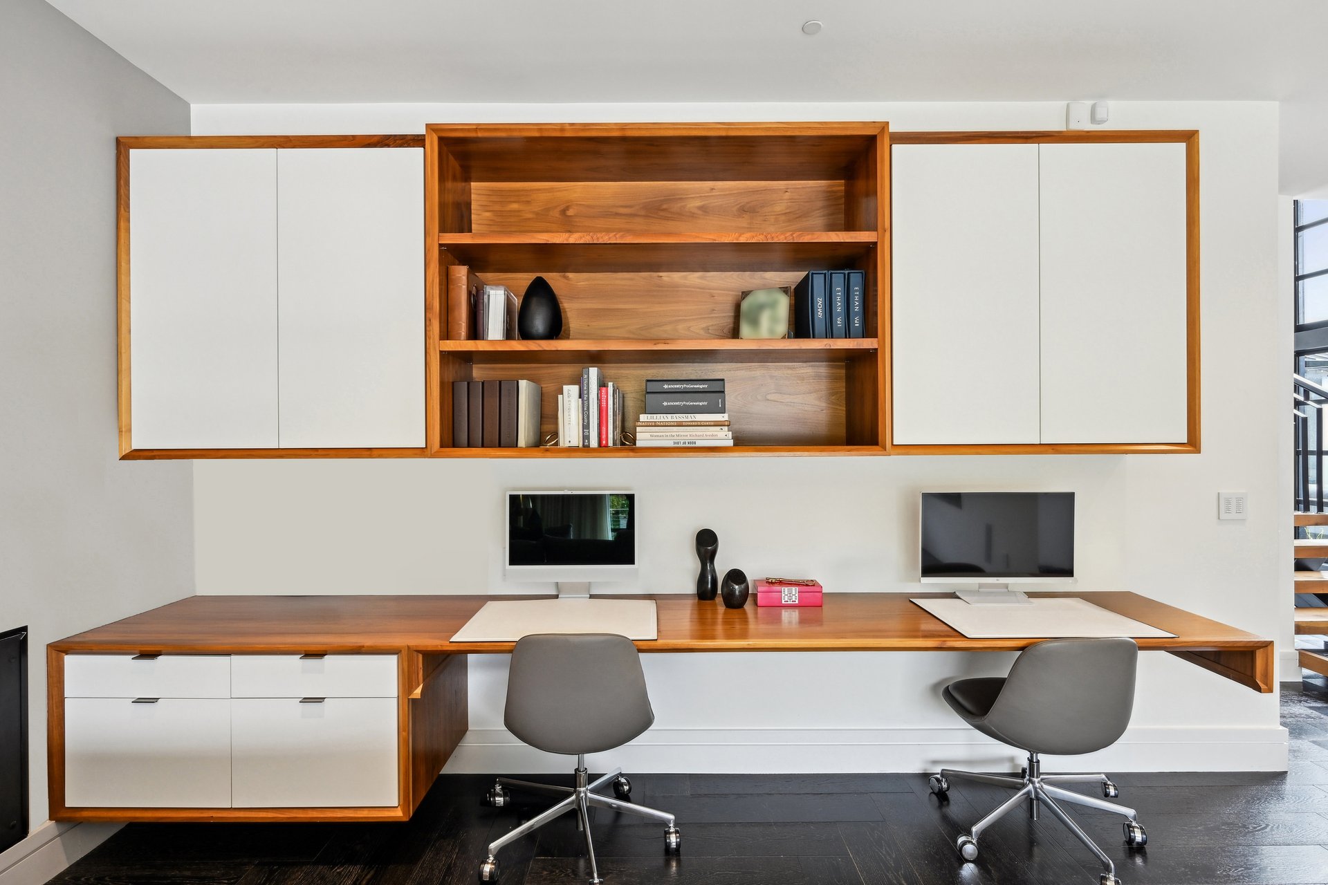 A Waterfront Masterpiece of Modern Luxury- Represented Seller