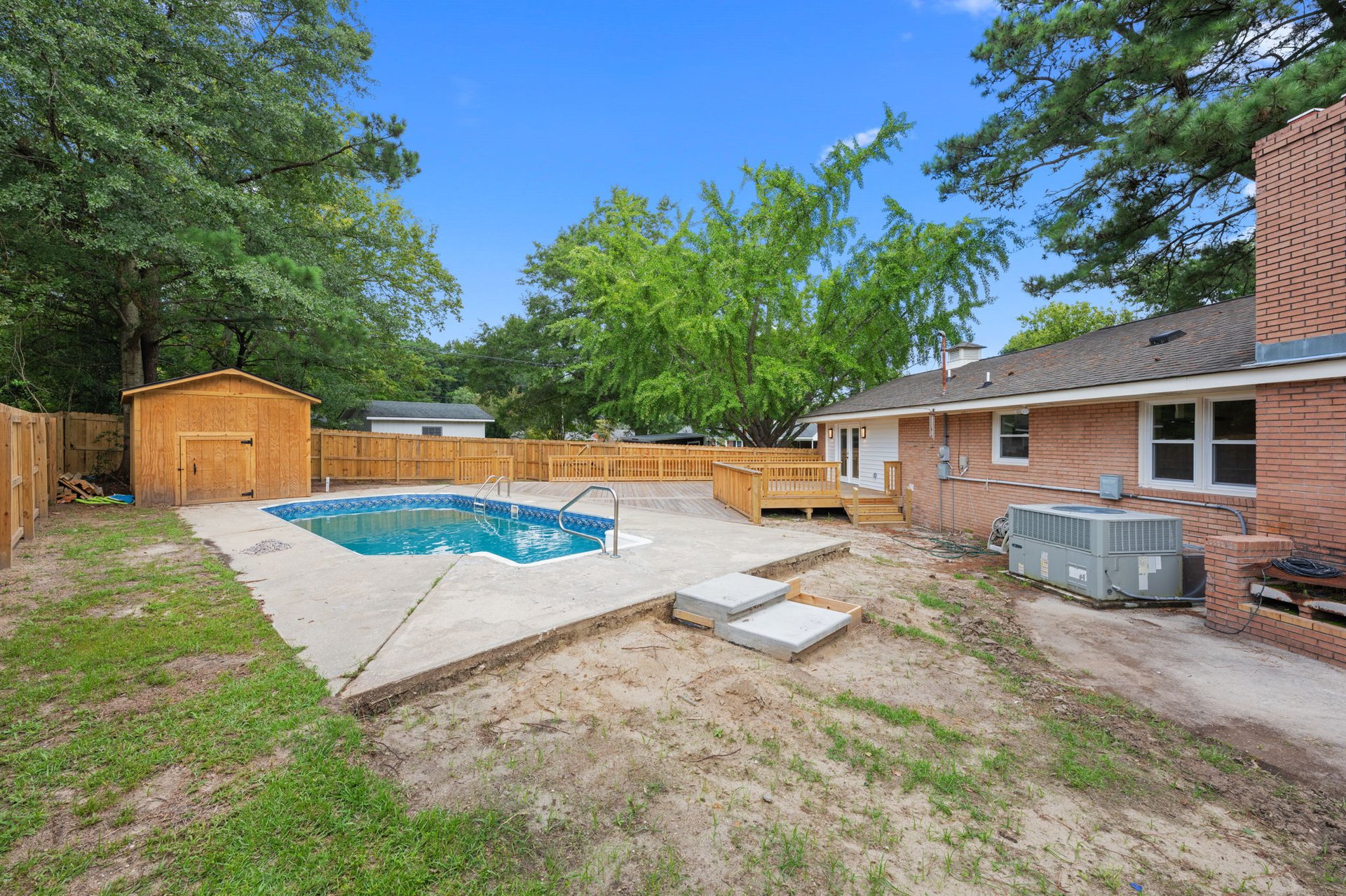 1413 Phillips Ave
