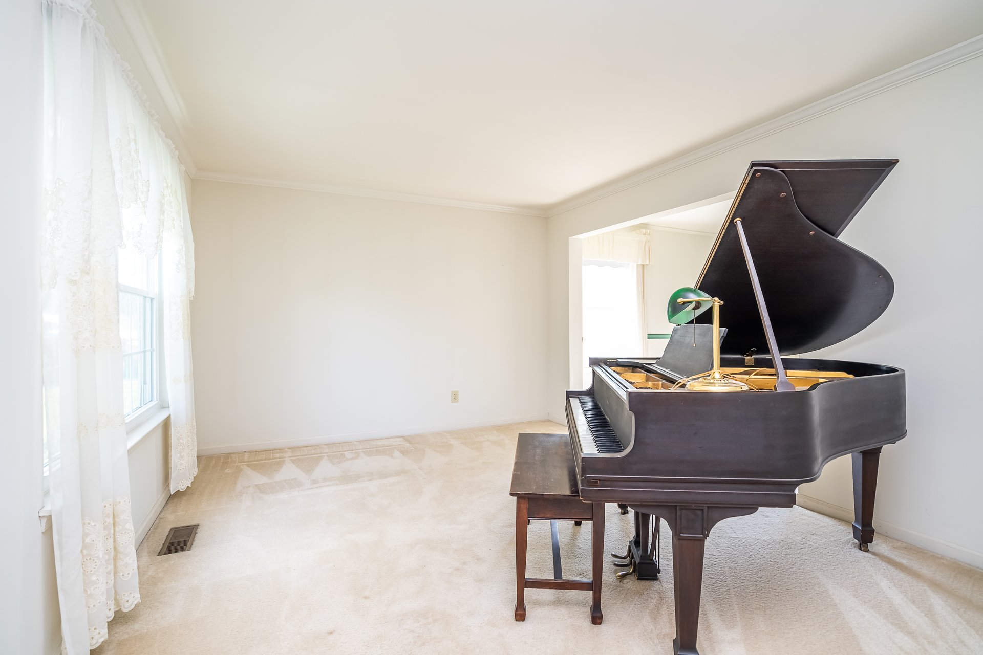 1247 Colonial Drive
