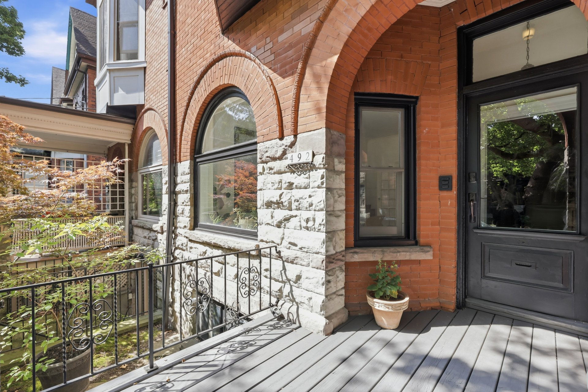 492 Euclid Ave