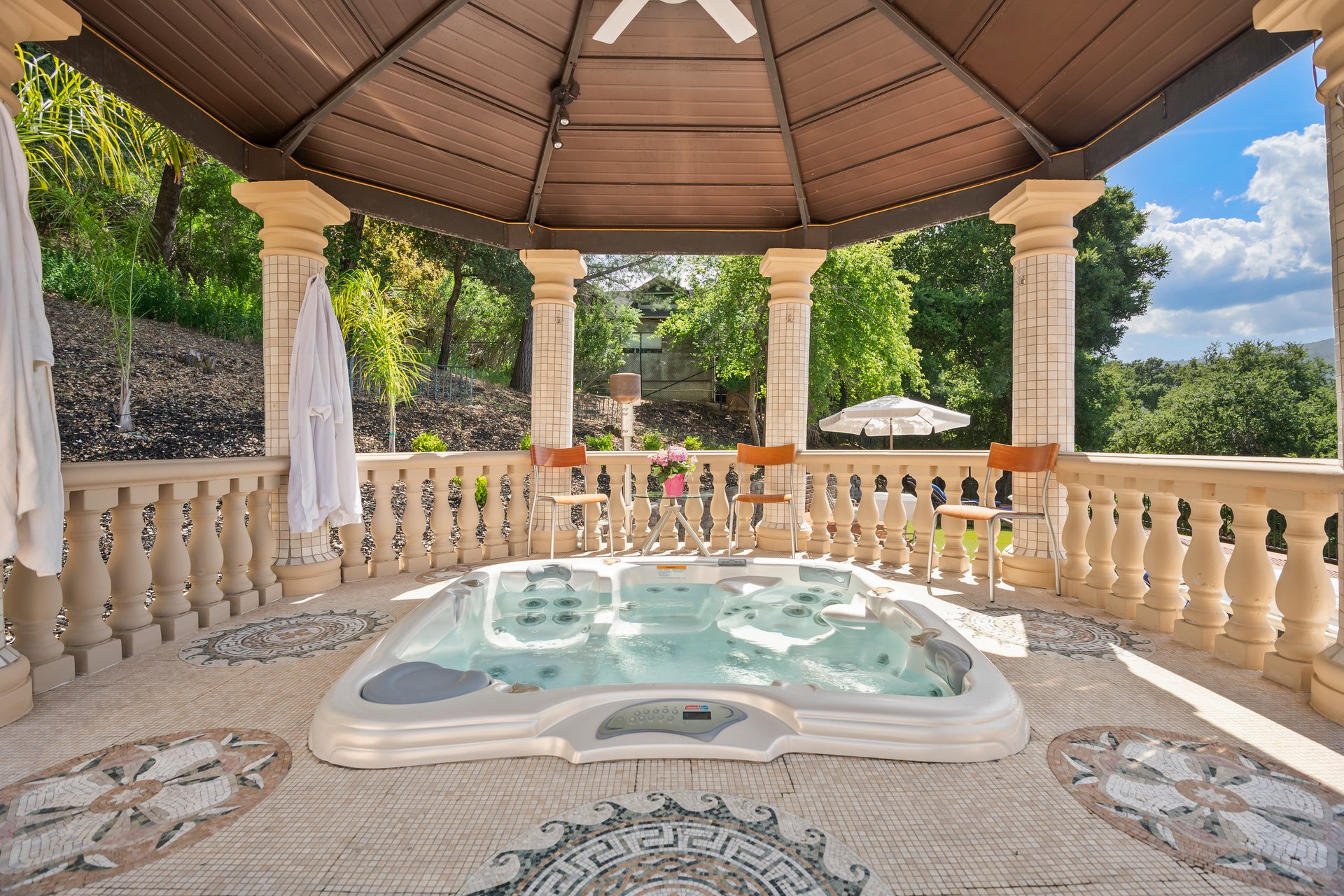 16840 Cypress Way