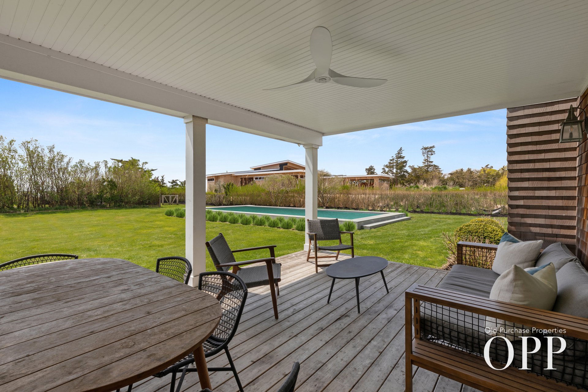 Waterview Getaway for the Ultimate Paddler